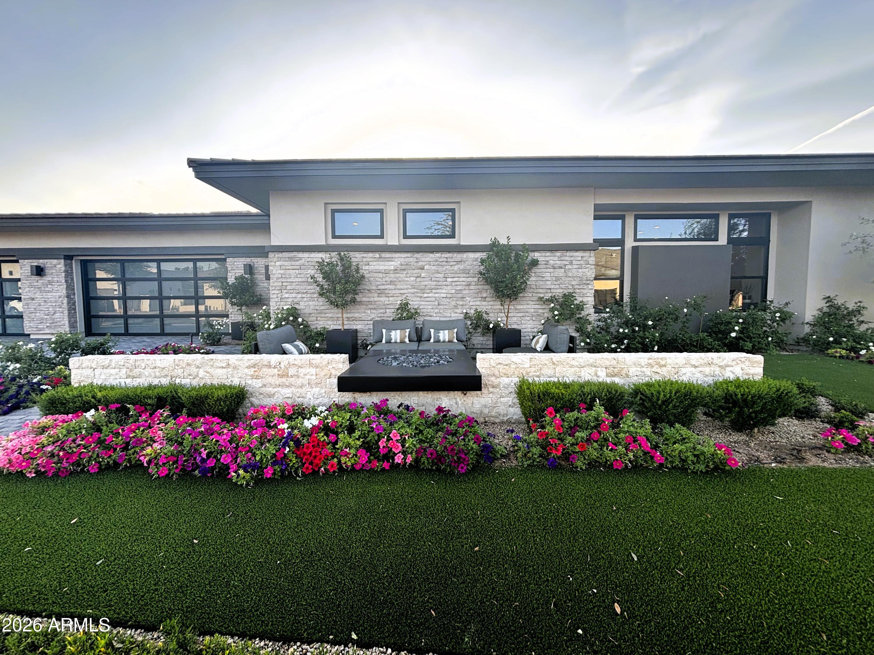 QUEEN CREEK 14 - Residential
