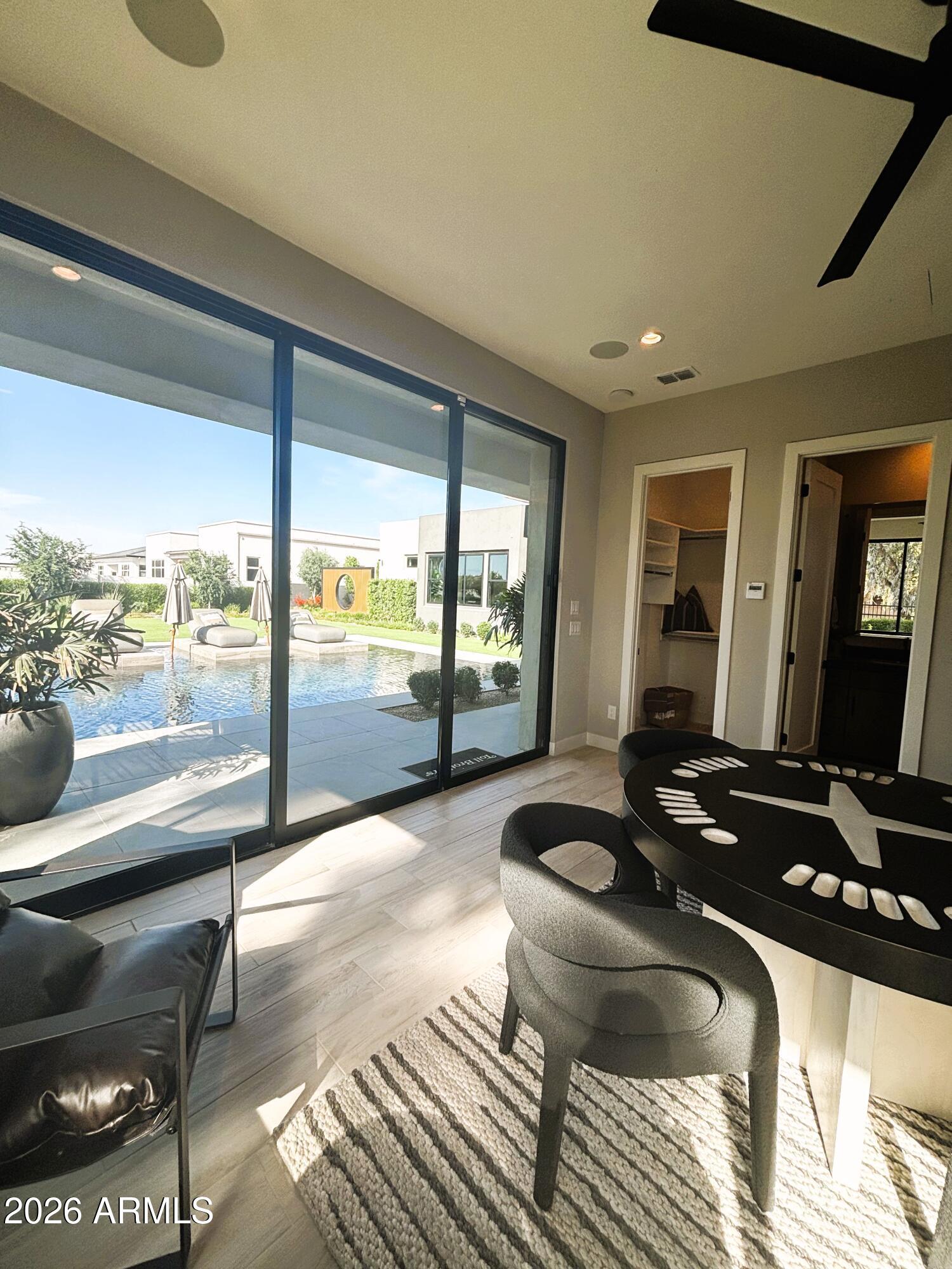 QUEEN CREEK 14 - Residential