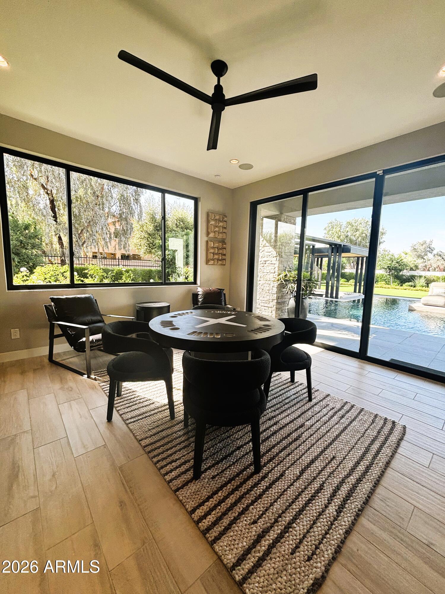 QUEEN CREEK 14 - Residential