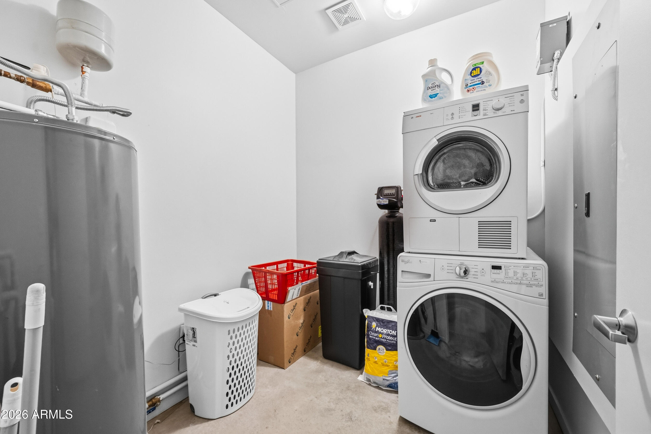 ARTISAN LOFTS CONDOMINIUM - Residential