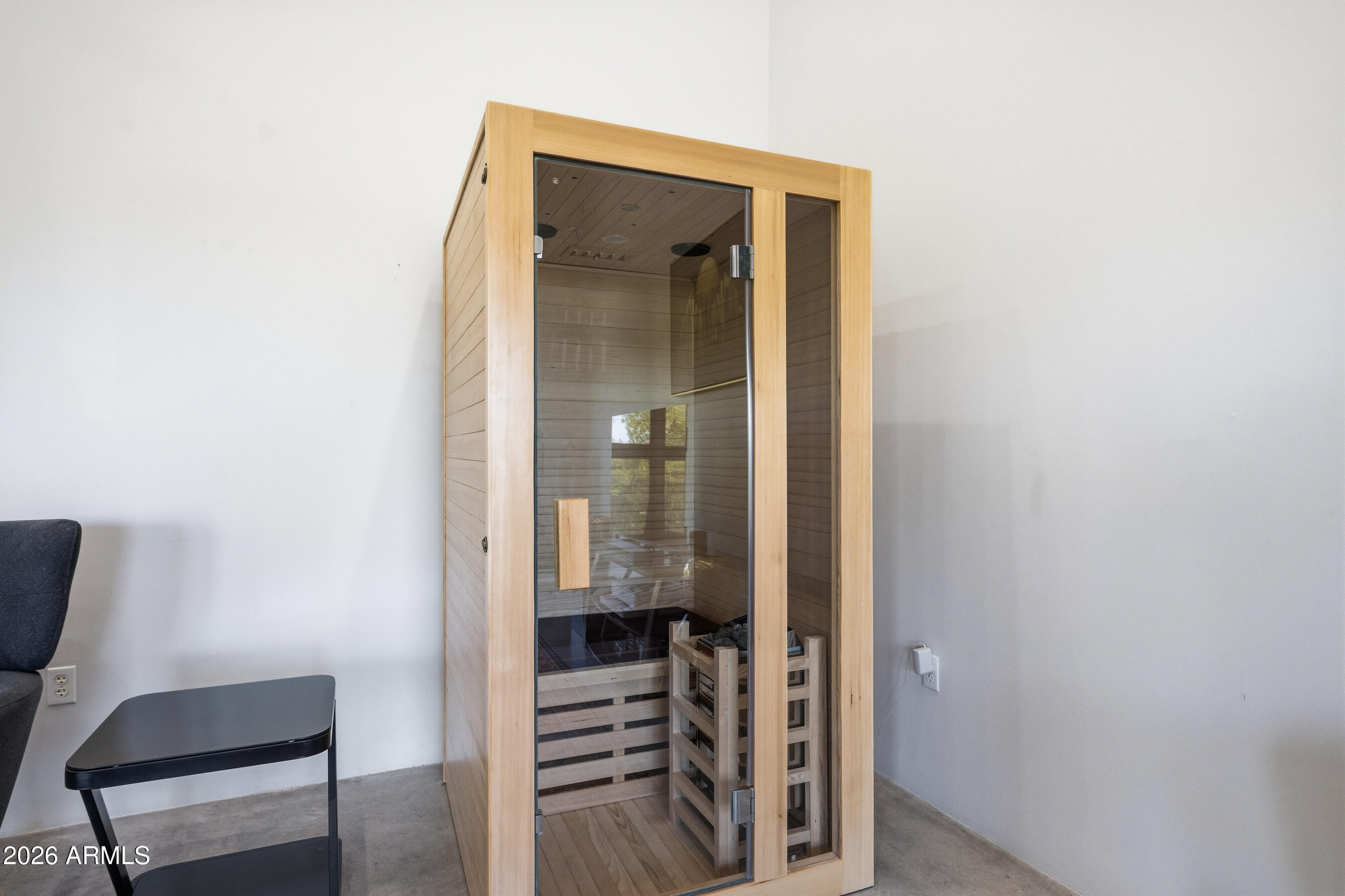 ARTISAN LOFTS CONDOMINIUM - Residential