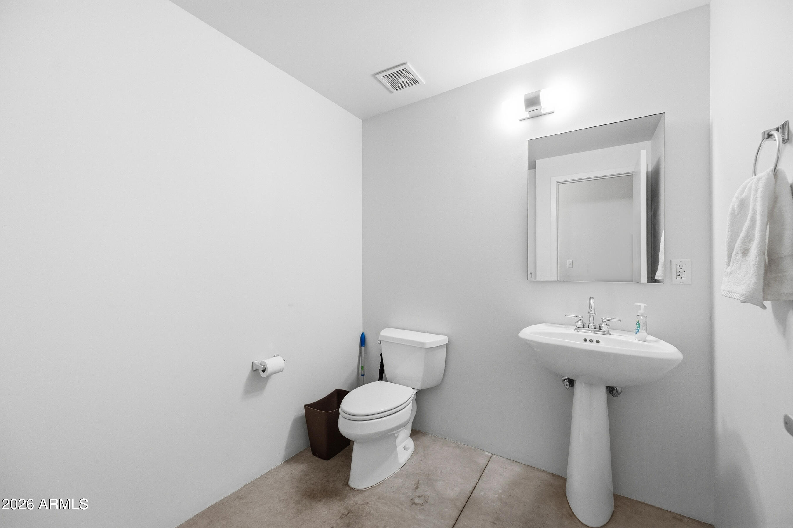 ARTISAN LOFTS CONDOMINIUM - Residential