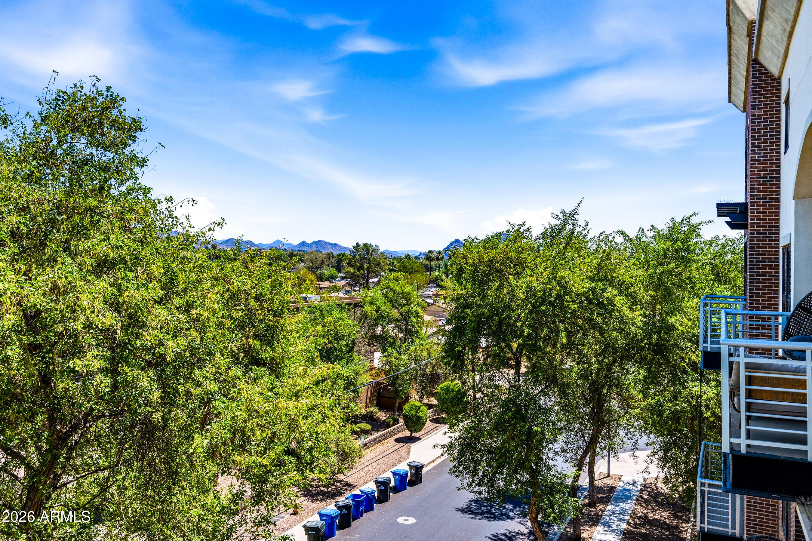 ARTISAN LOFTS CONDOMINIUM - Residential