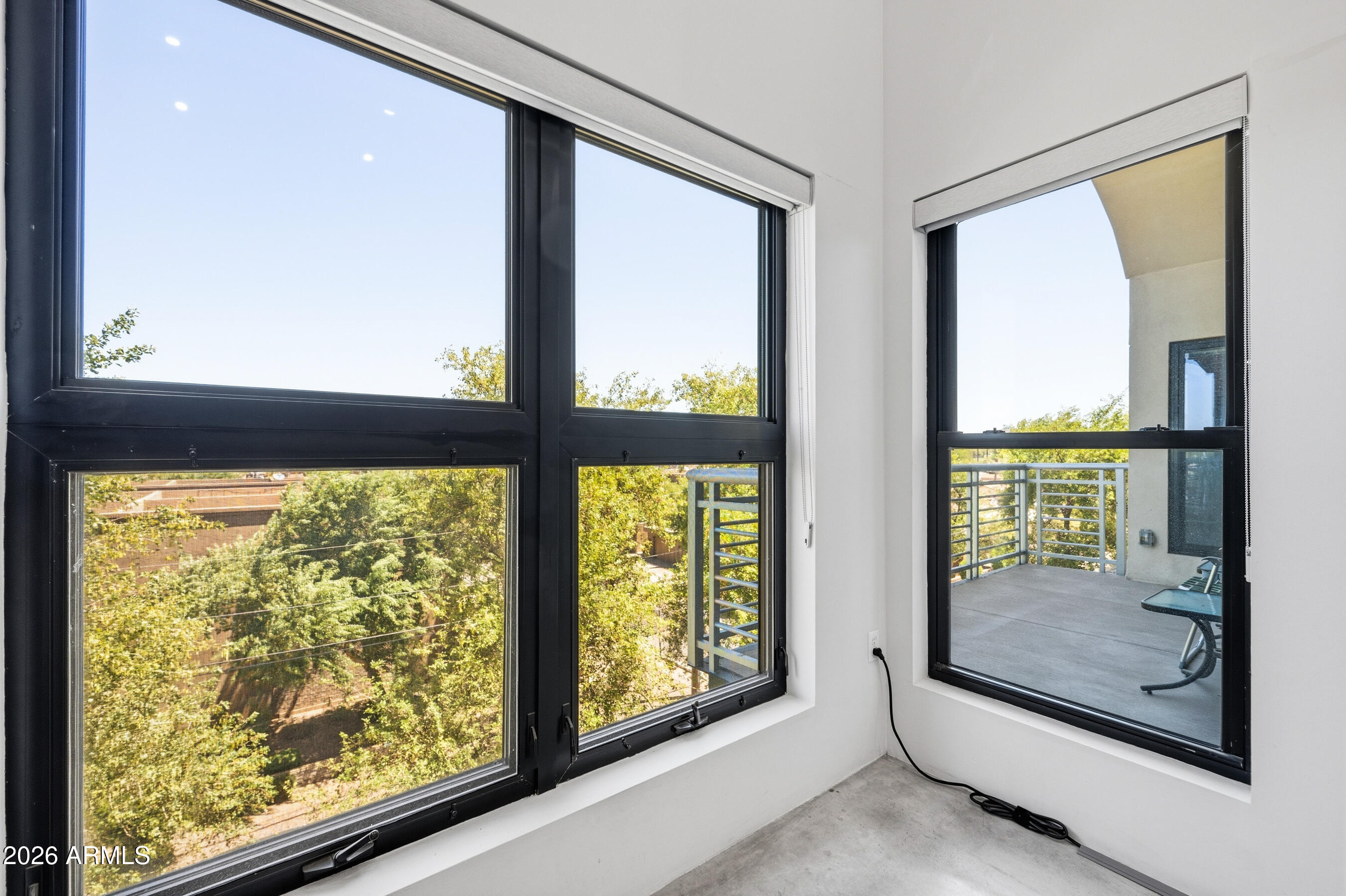 ARTISAN LOFTS CONDOMINIUM - Residential