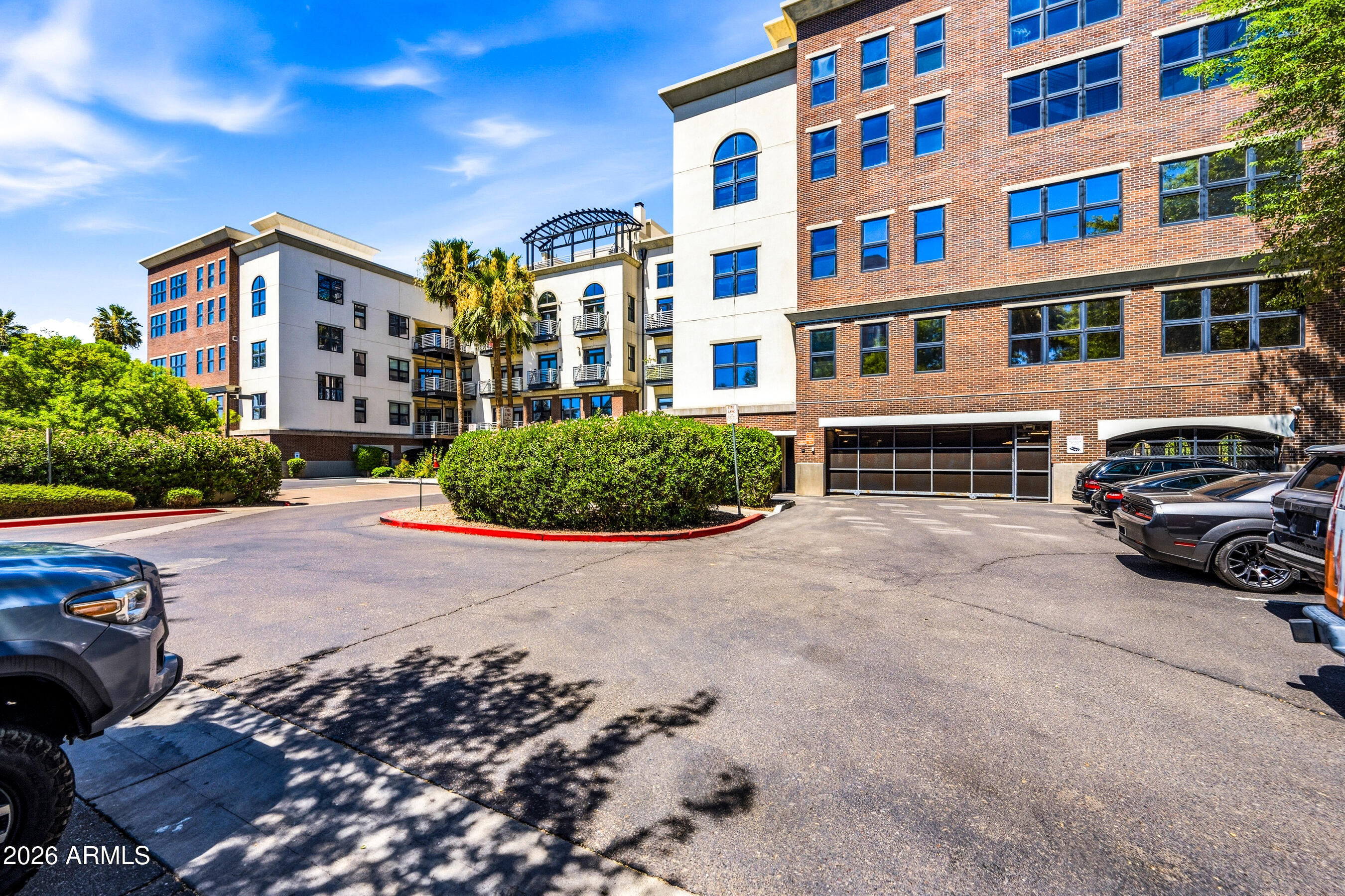 ARTISAN LOFTS CONDOMINIUM - Residential
