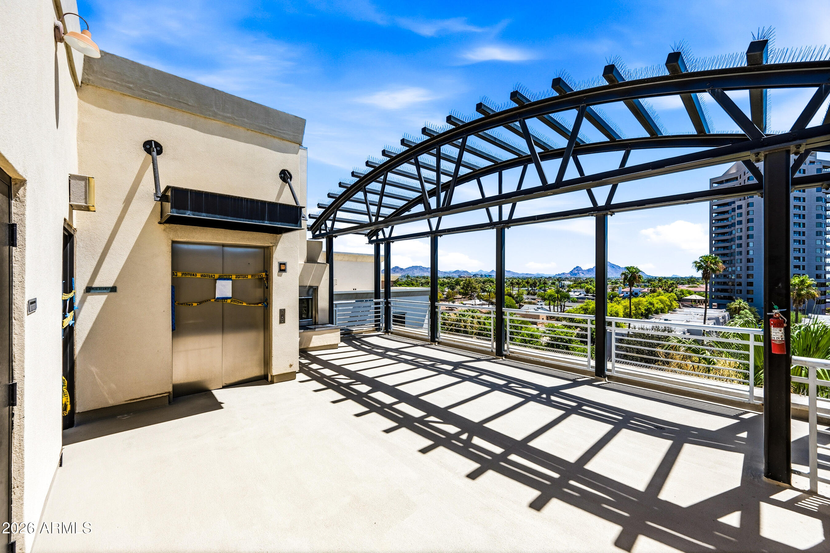 ARTISAN LOFTS CONDOMINIUM - Residential