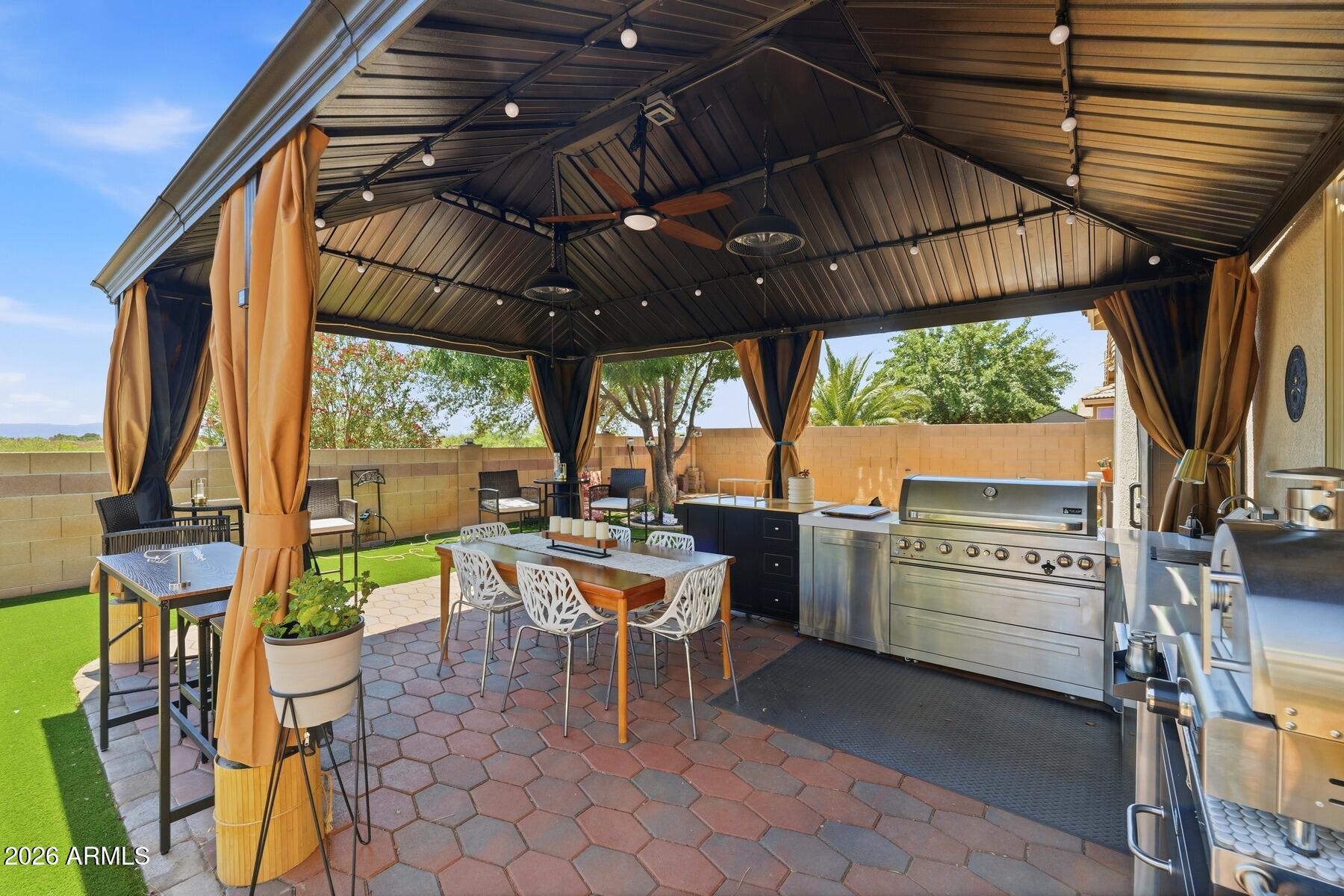 CAMPSTONE - Residential