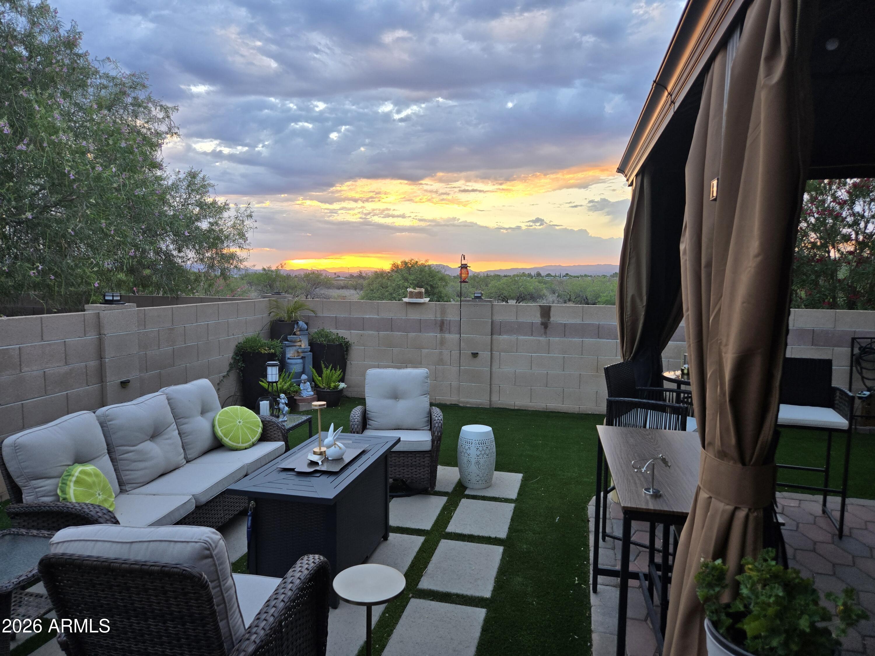 CAMPSTONE - Residential