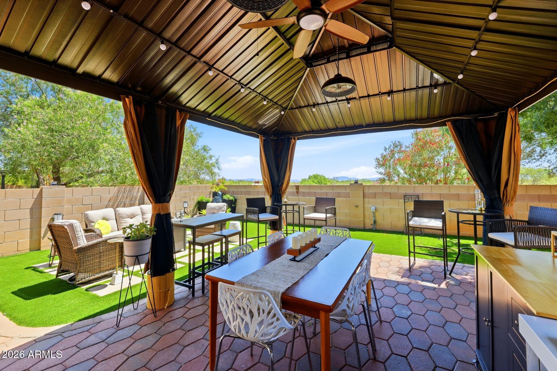 CAMPSTONE - Residential