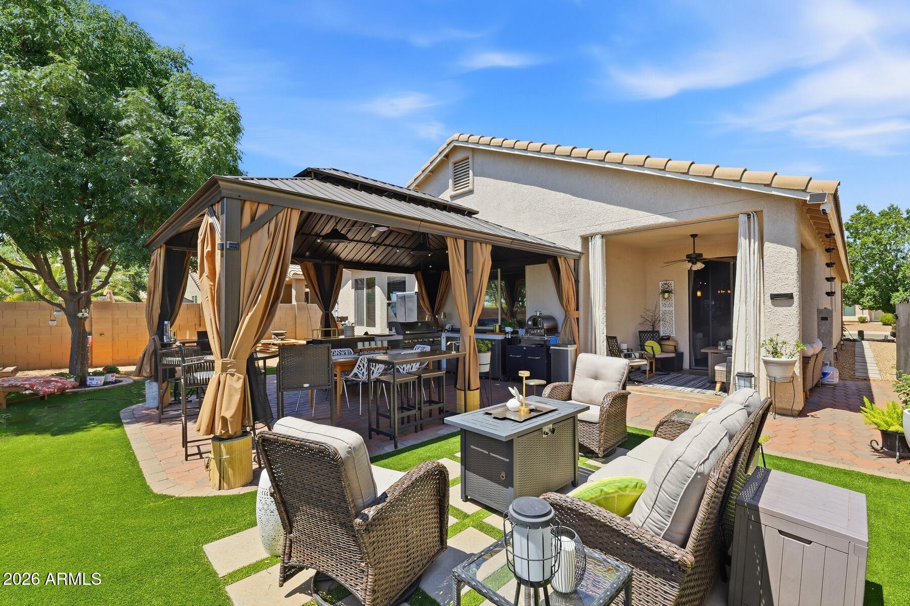 CAMPSTONE - Residential