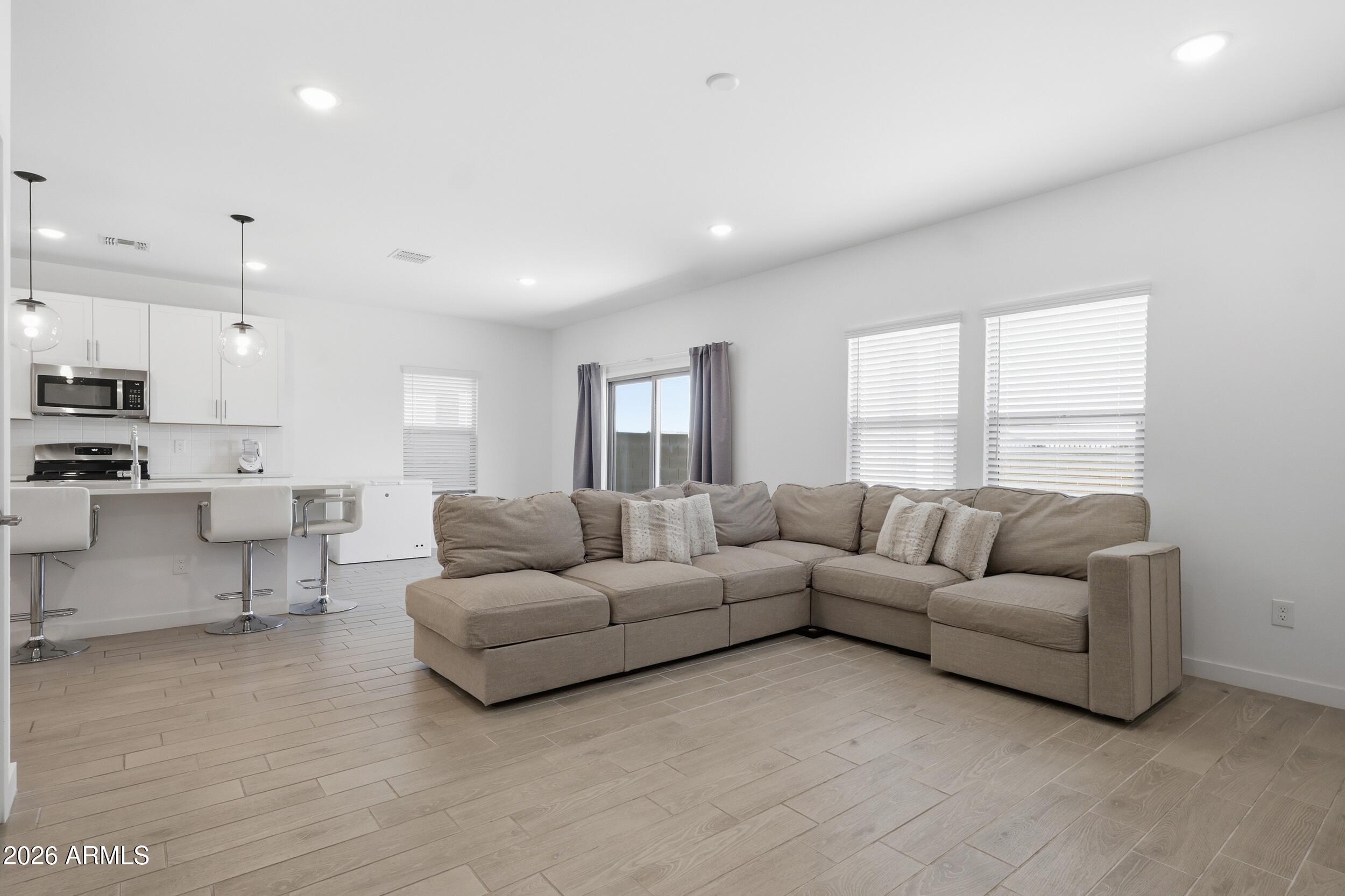 STERLING VISTA - Residential