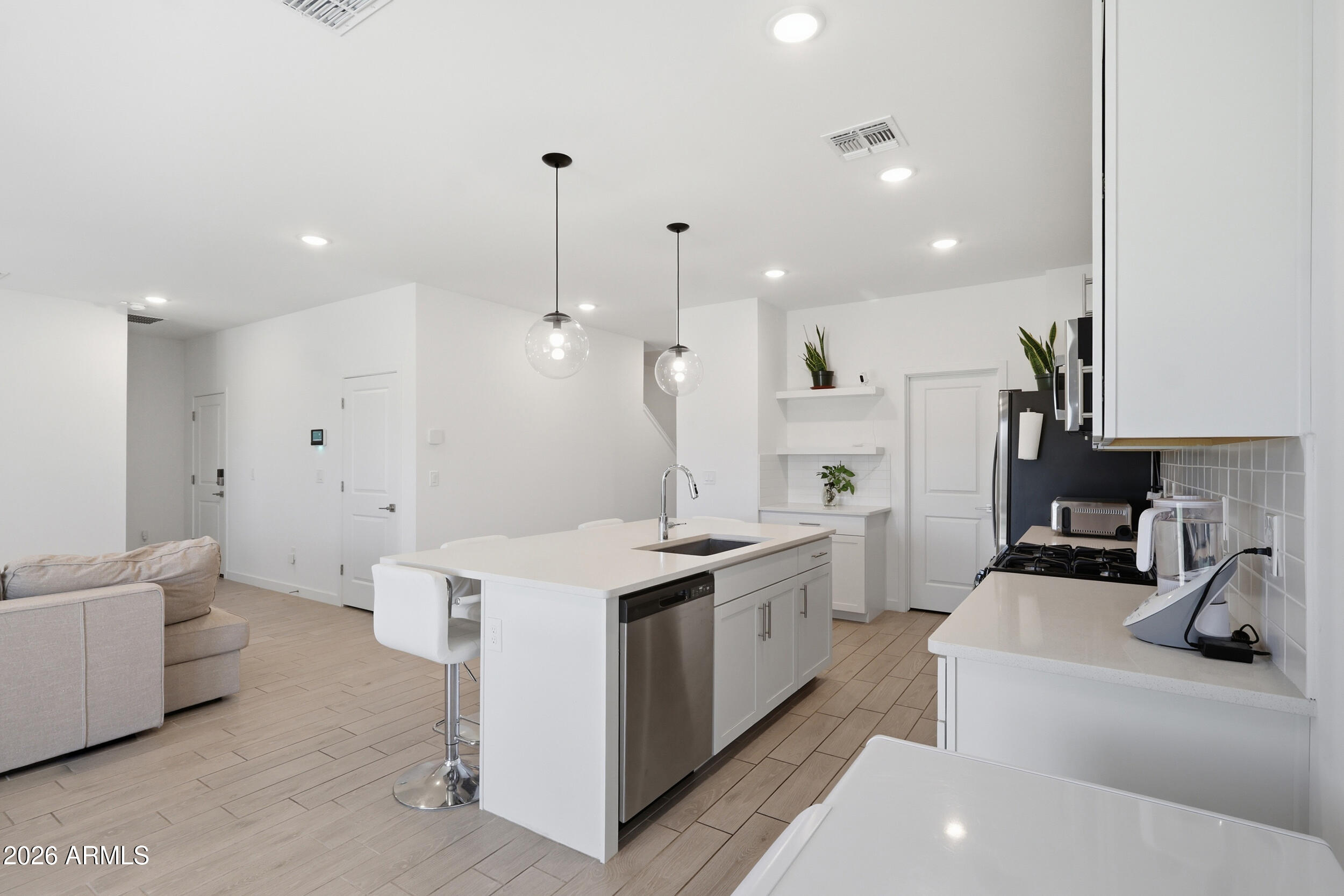 STERLING VISTA - Residential