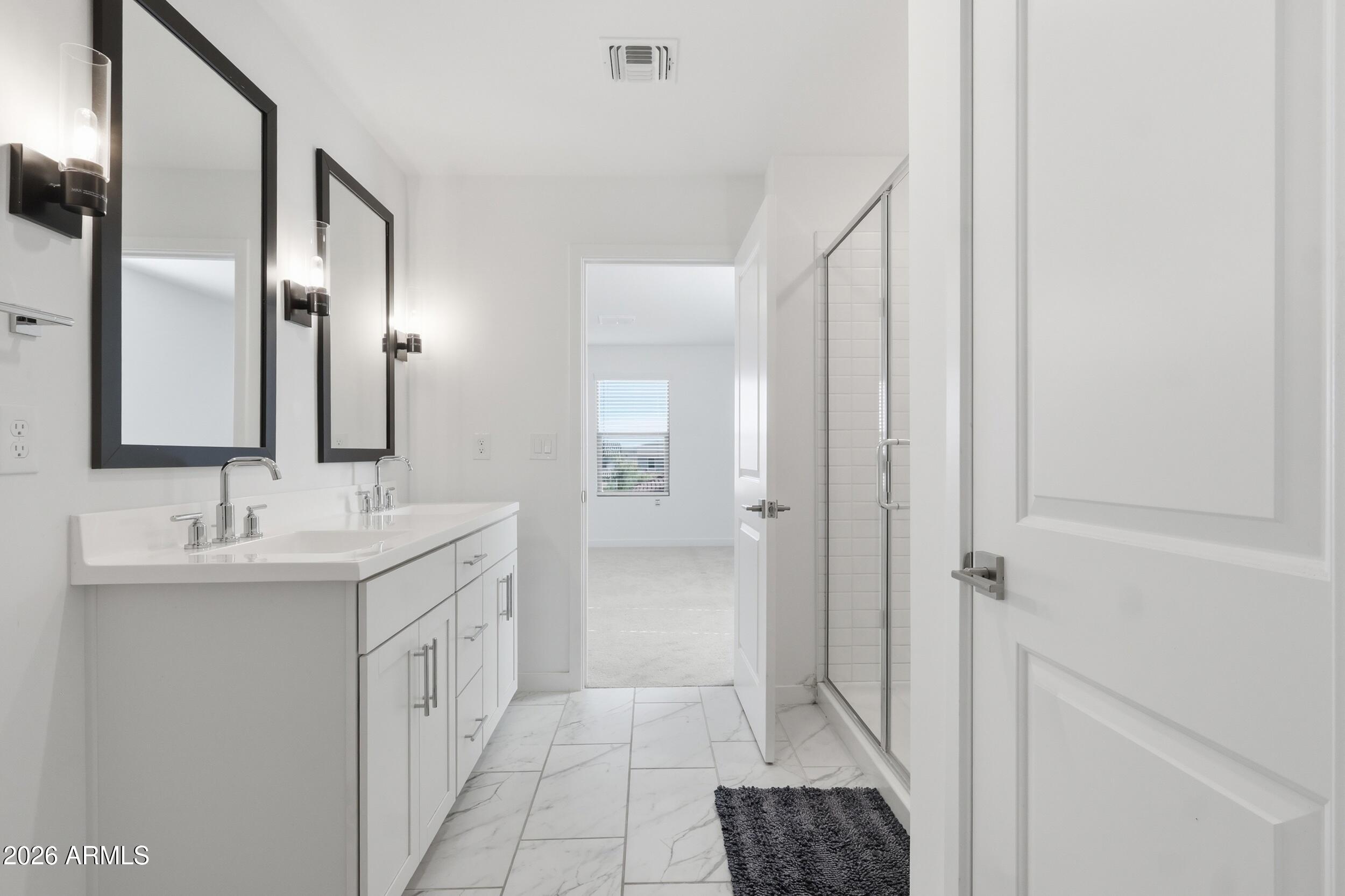 STERLING VISTA - Residential