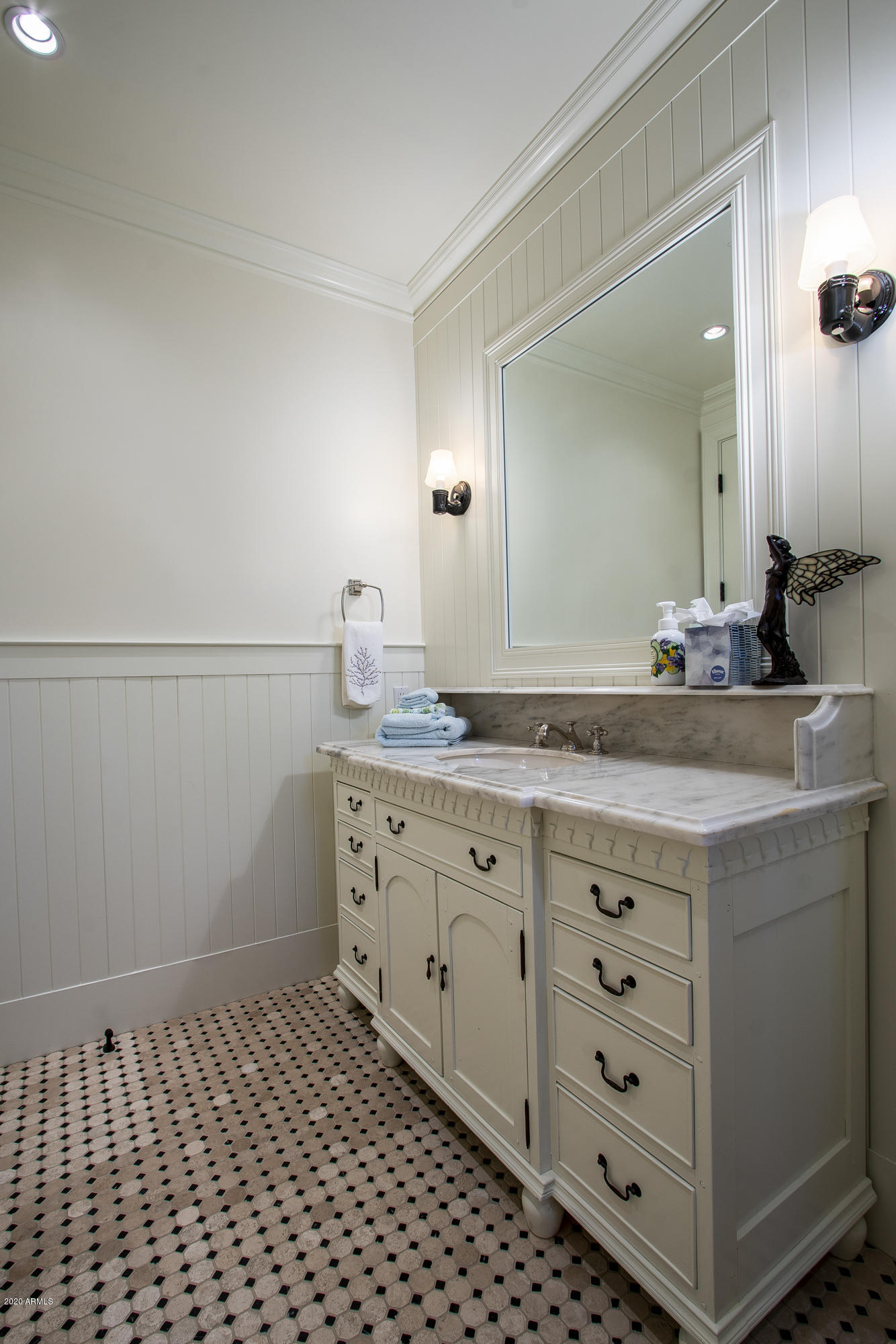 Lengthy--to come in escrow - Residential