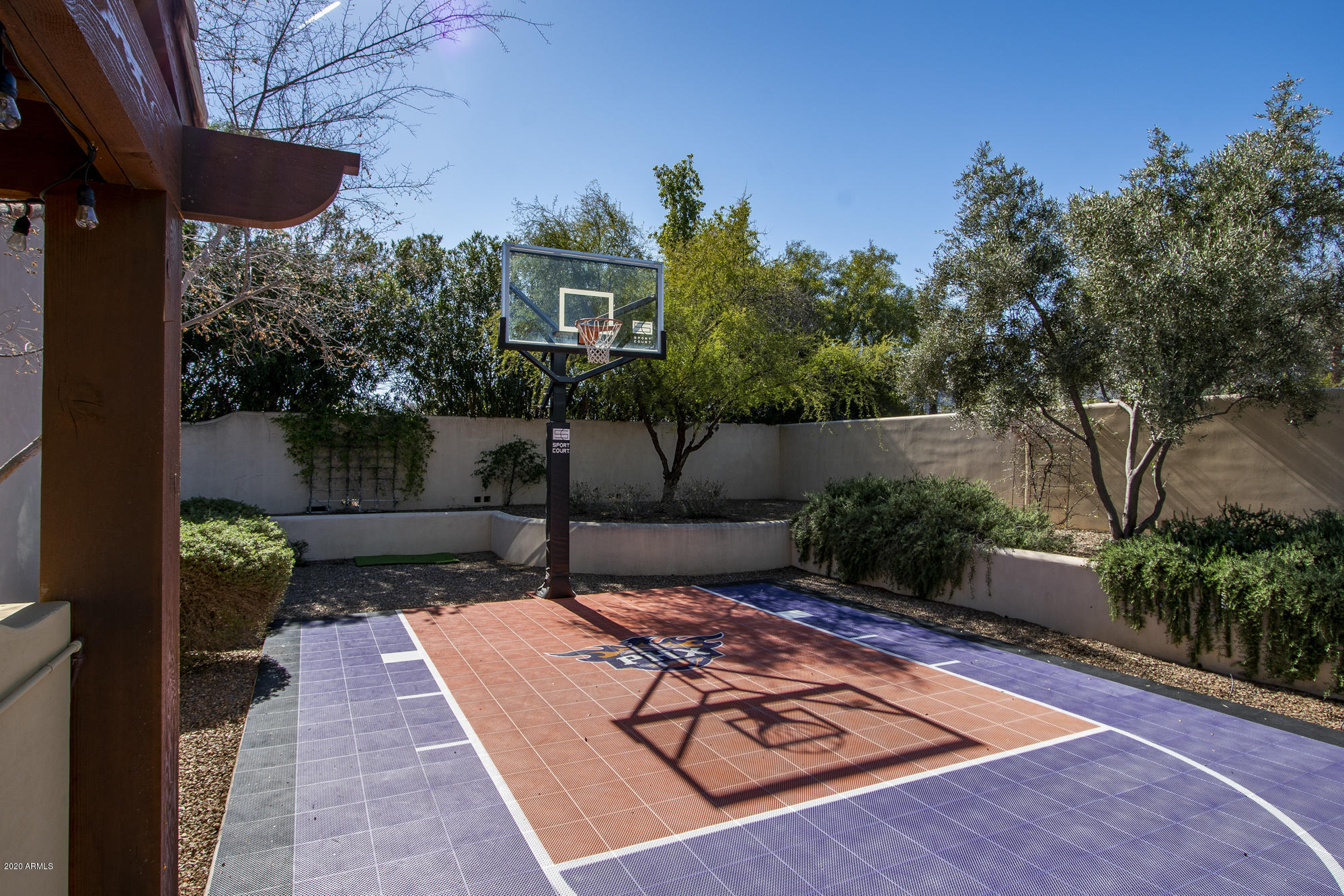 Lengthy--to come in escrow - Residential