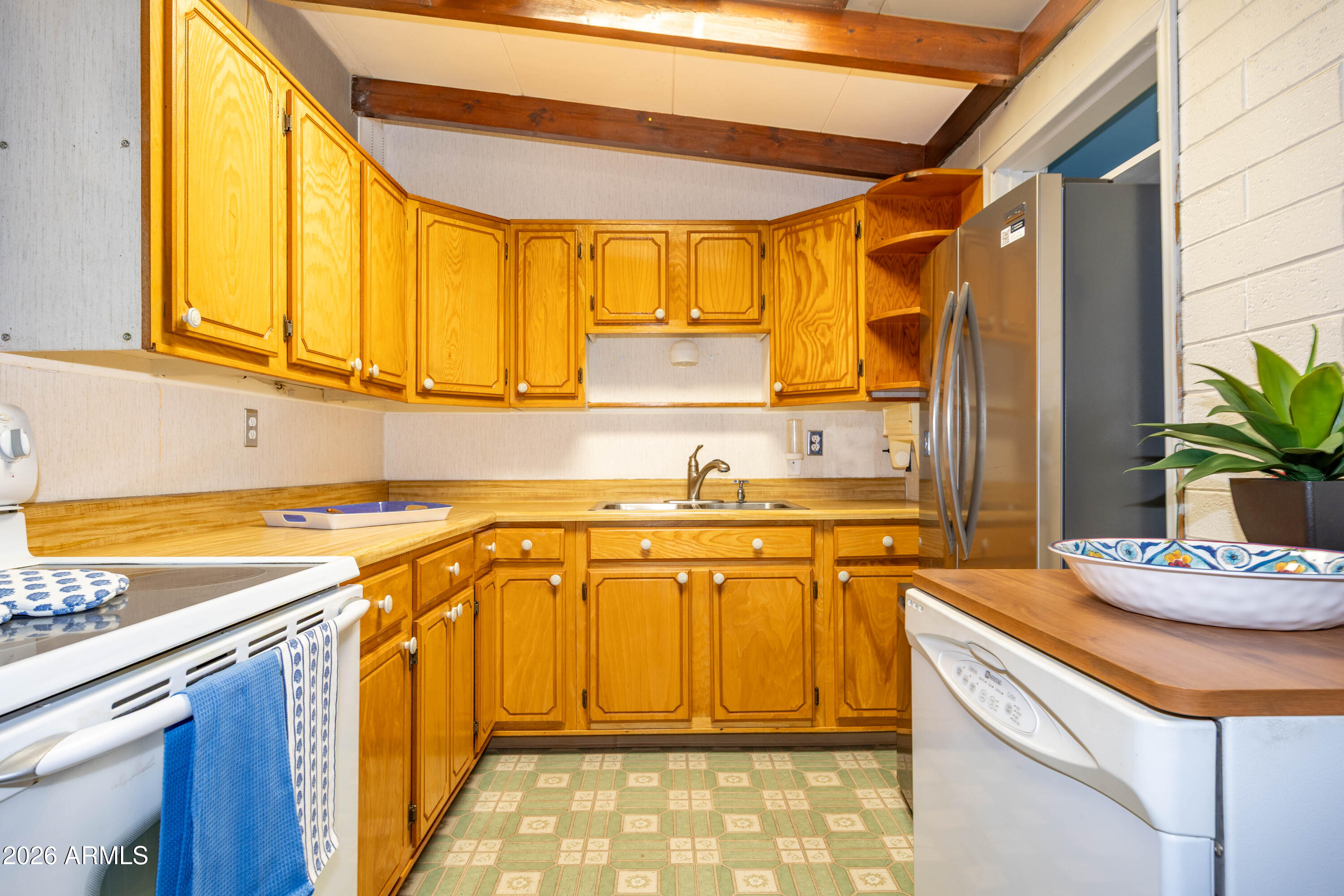GARDEN CANYON 2 - Residential