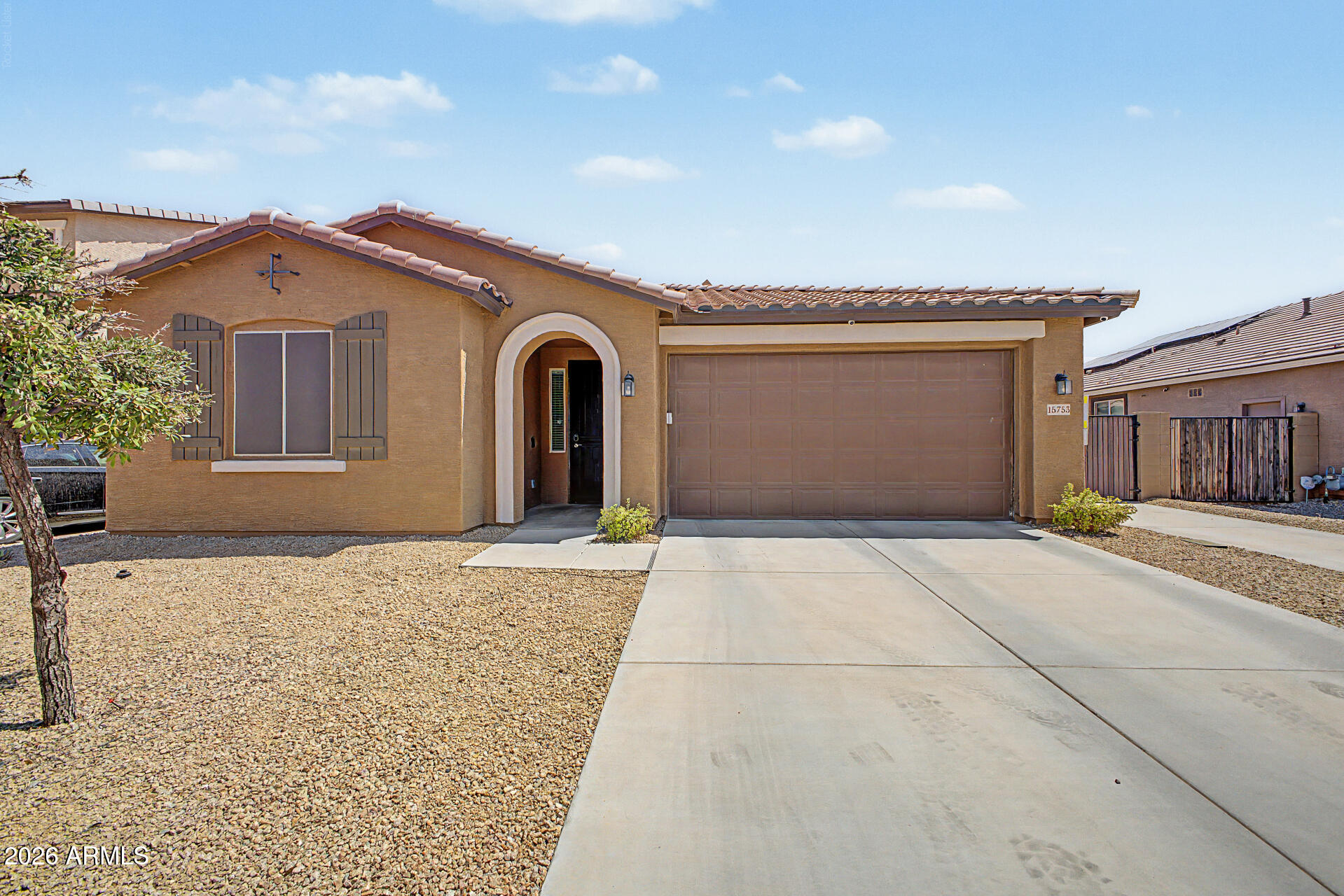 This well-maintained 3-bedroom, 2.5-bath home offers comfort, convenience, and valuable upgrades throughout. Enjoy peace of mind with a NEW A/C system, water softener, and energy-saving sun screens already in place.
Outside, you'll appreciate the RV gate, extended driveway, and additional space for parking, storage, or recreational vehicles. The functional floor plan provides plenty of room for everyday living and entertaining.
Conveniently located near shopping, dining, schools, parks, and easy freeway access, this home makes commuting and running errands a breeze while still being tucked away in a desirable Goodyear neighborhood.
Don't miss the opportunity to make this move-in-ready home yours!