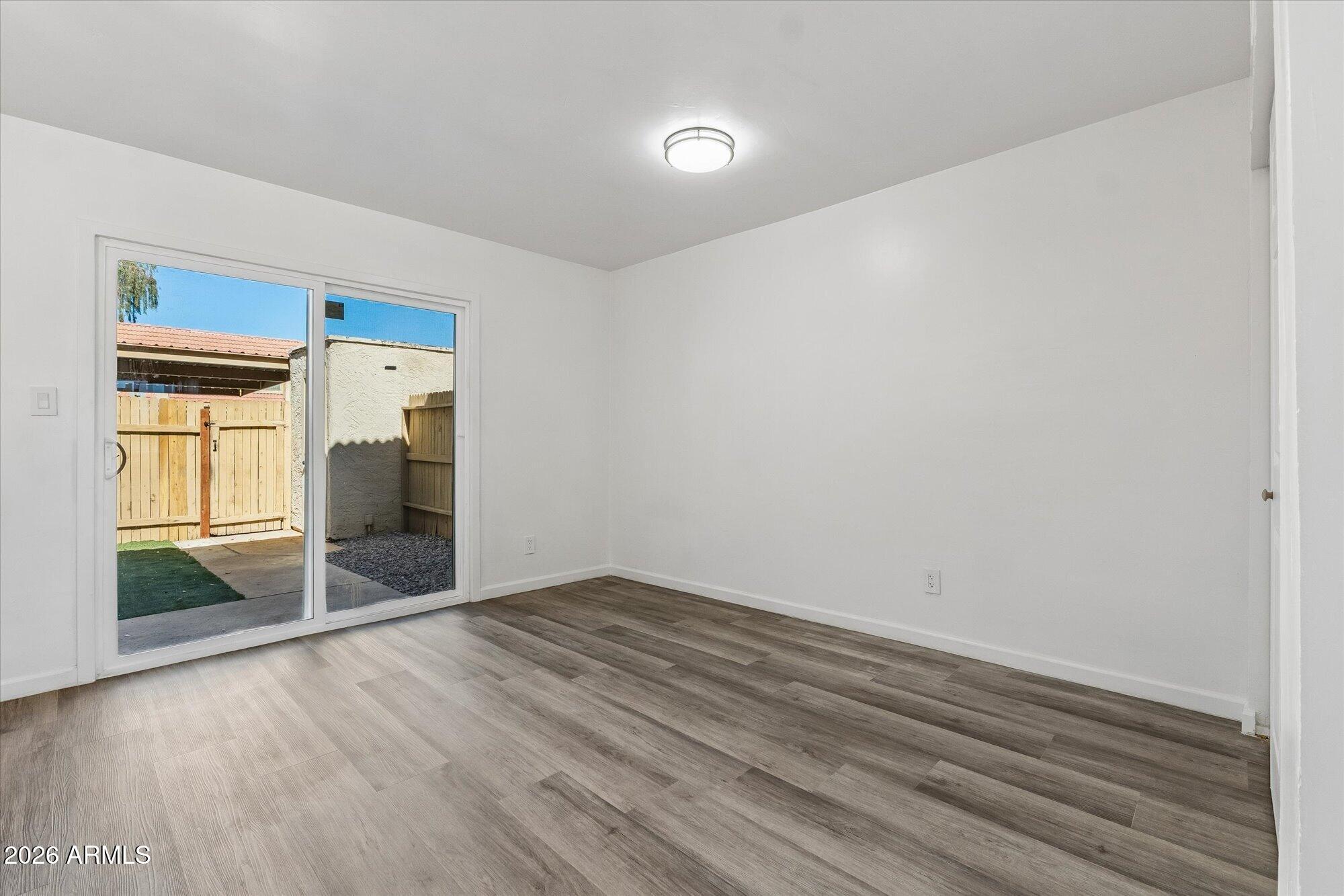PACE ROSEWOOD AMD - Residential