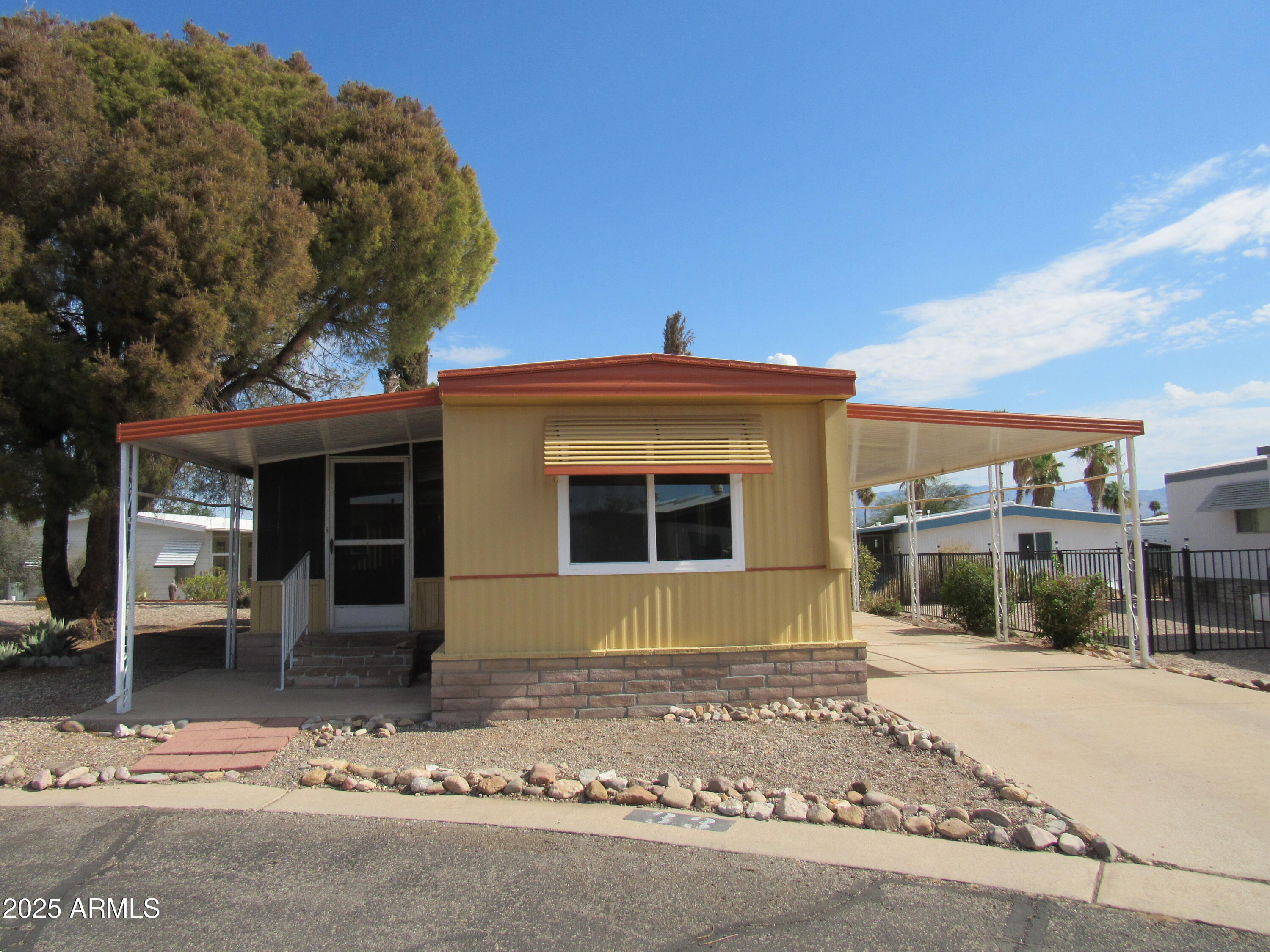 RINCON COUNTRY - Residential