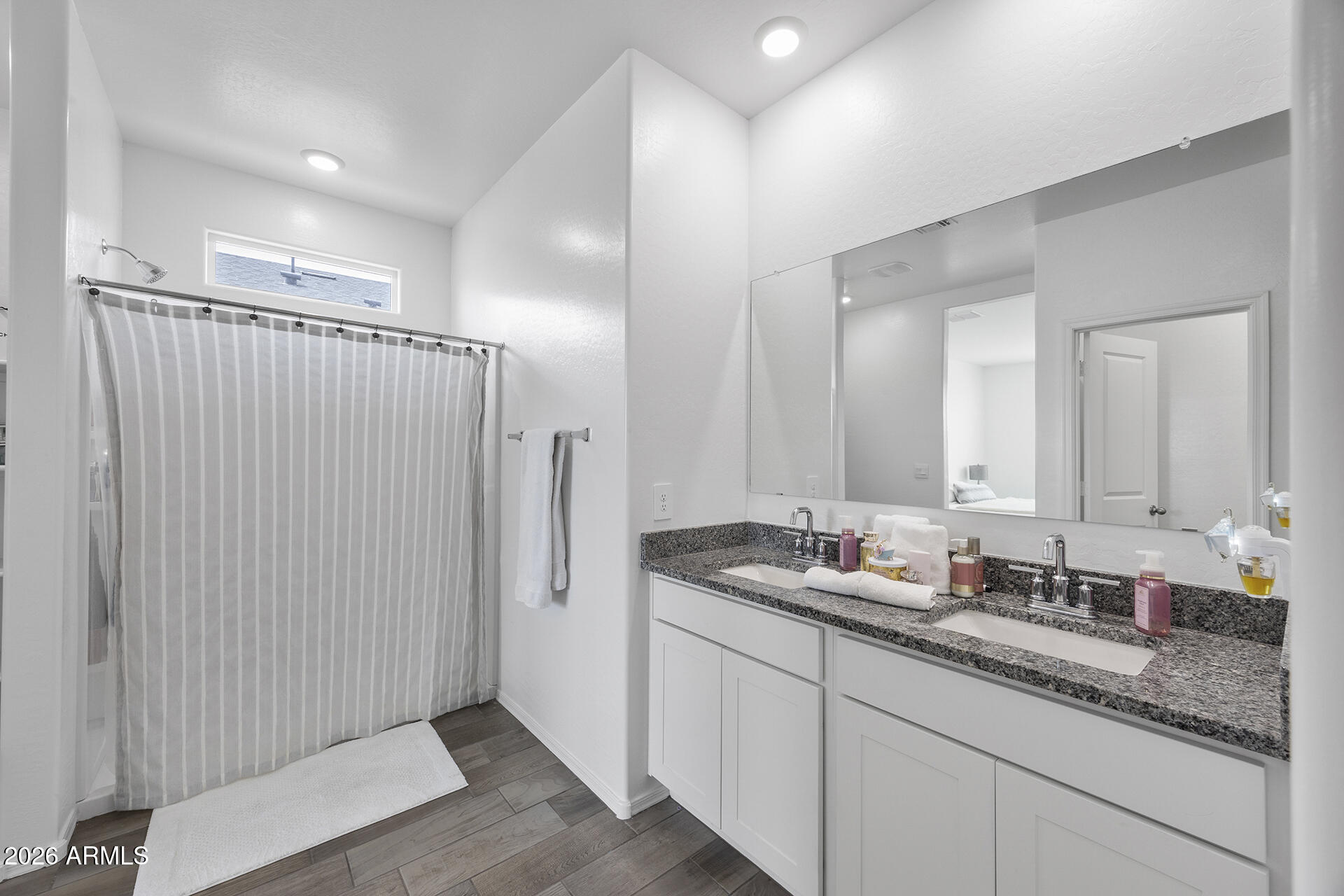 CARLTON COMMONS PHASE 1 - Residential