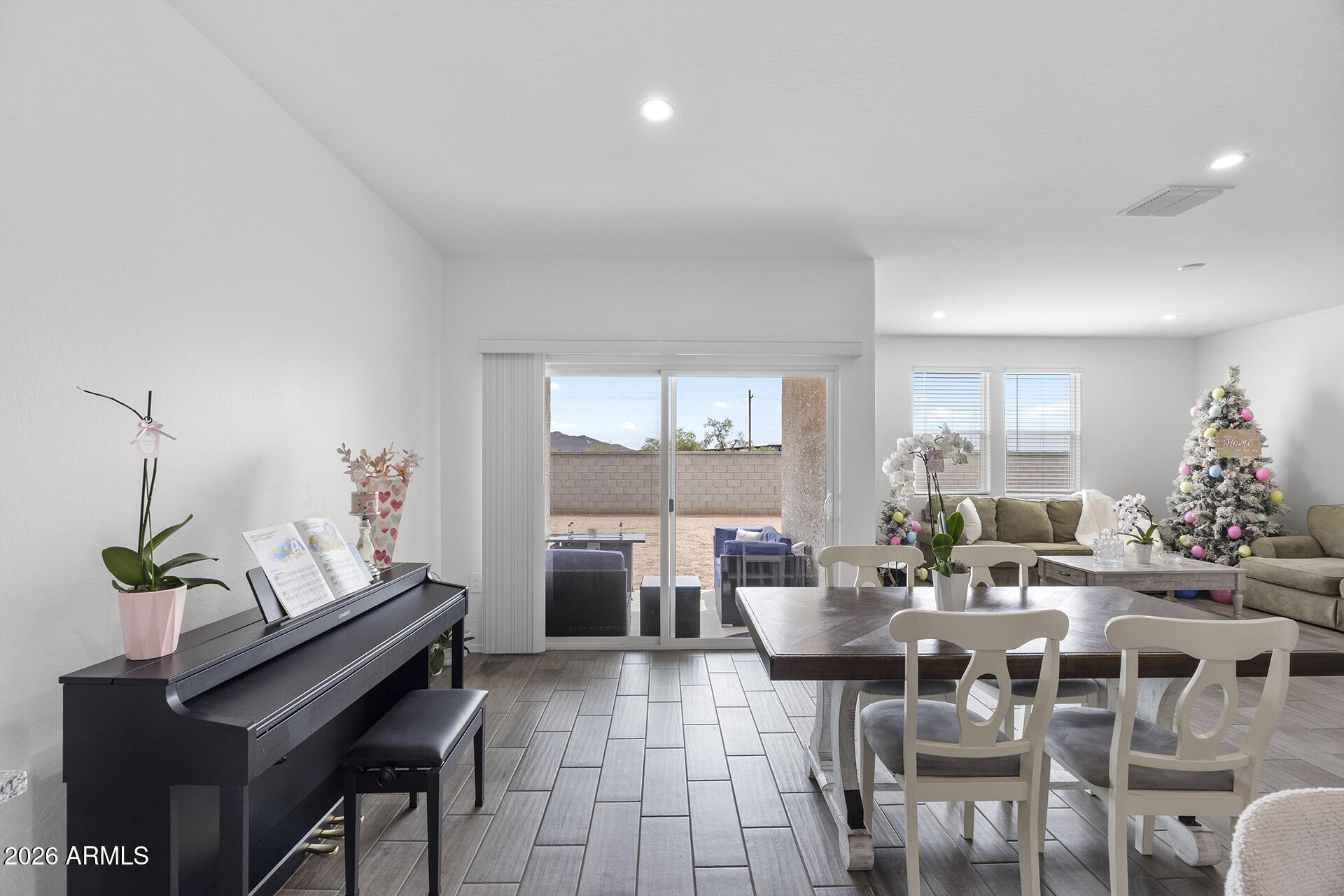 CARLTON COMMONS PHASE 1 - Residential