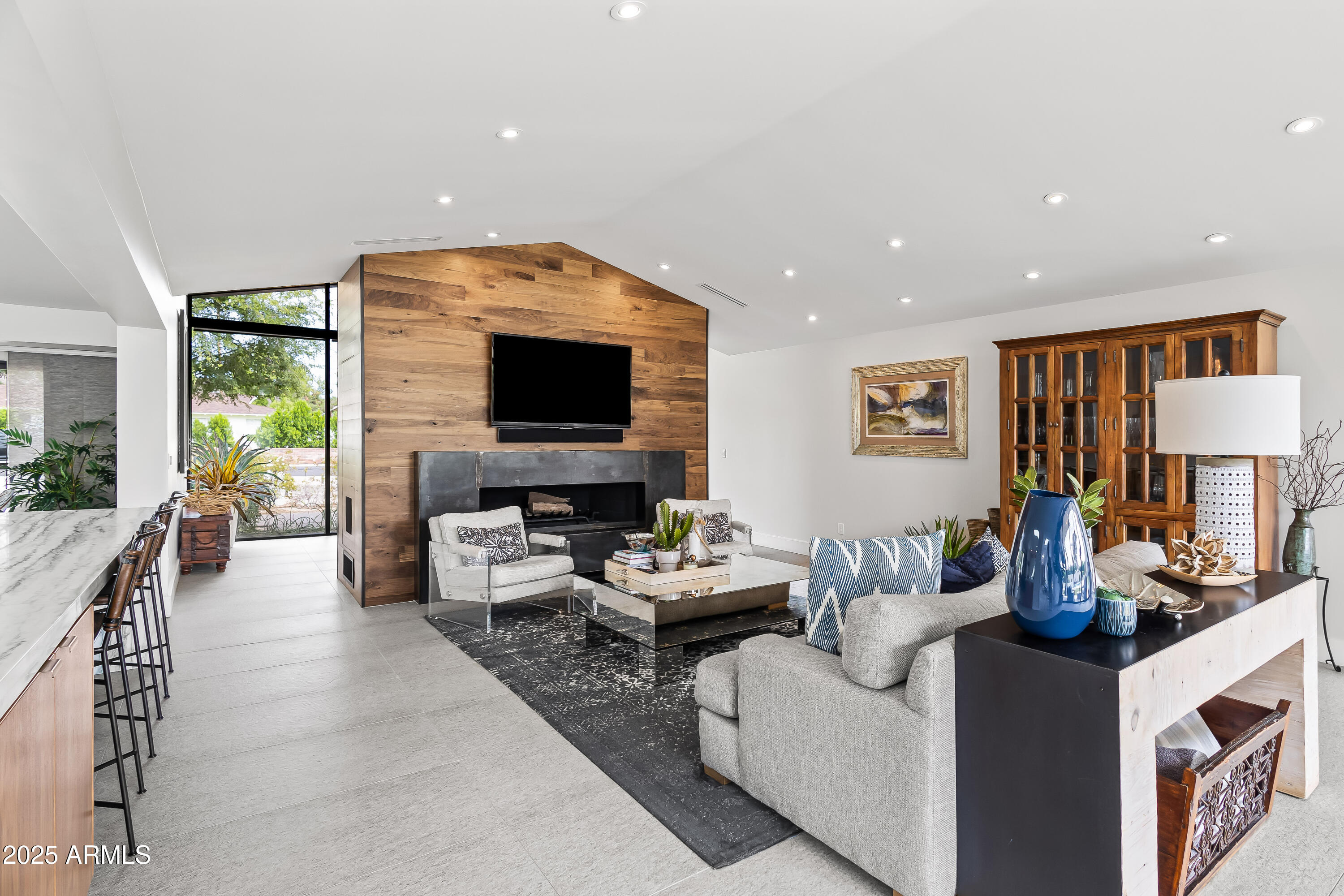 SAVOY ESTATES - Residential