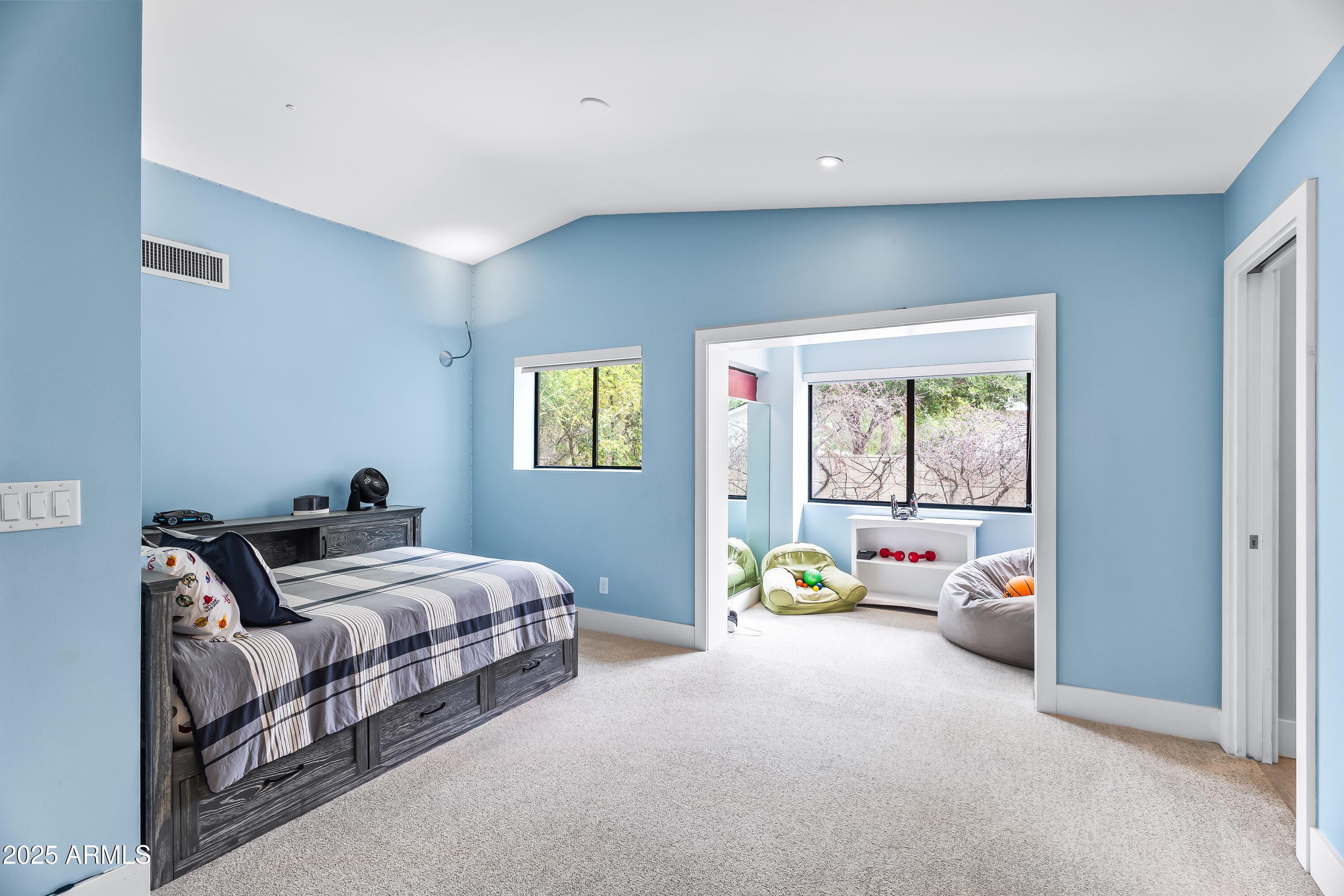 SAVOY ESTATES - Residential