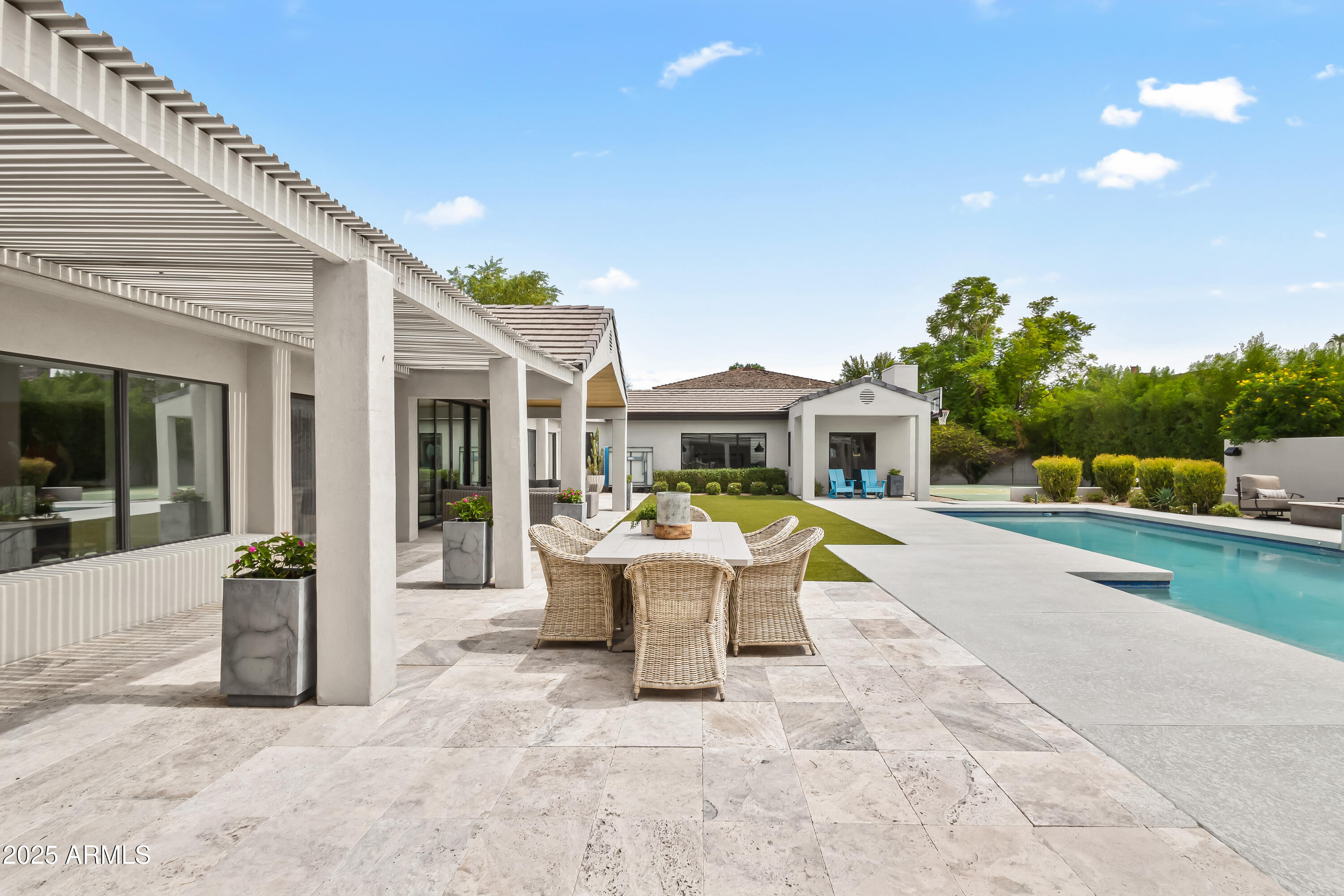 SAVOY ESTATES - Residential