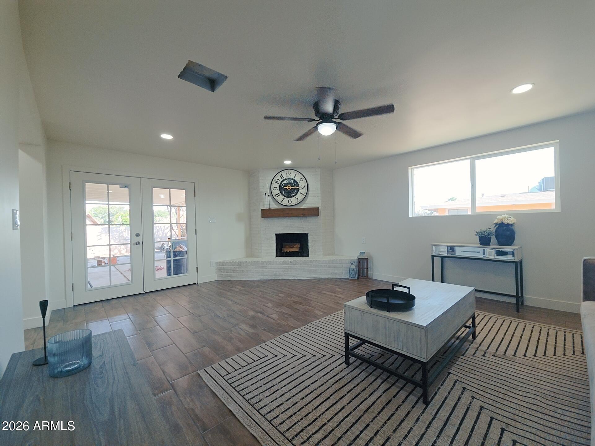 MARYVALE TERRACE 4 AMD - Residential