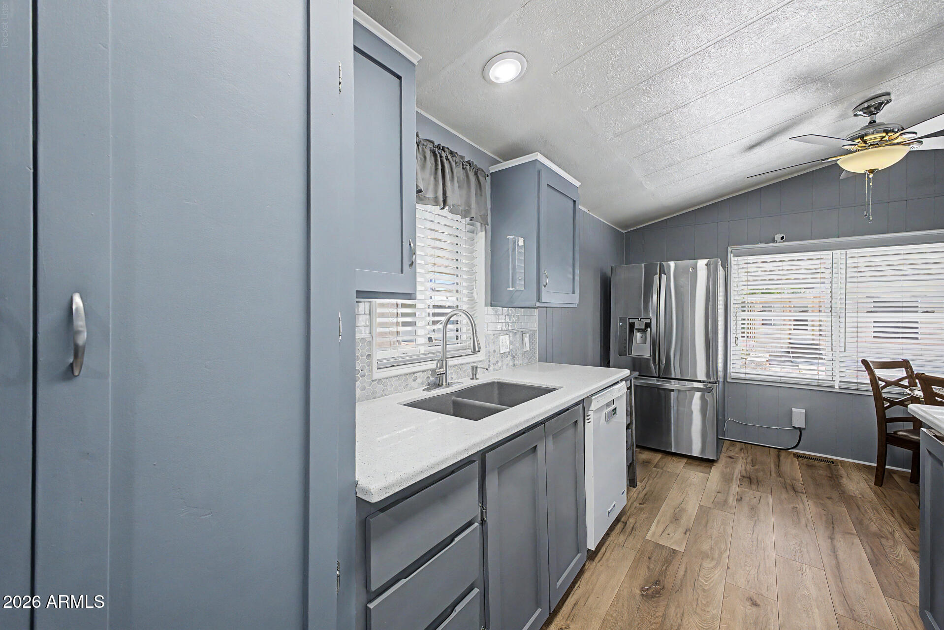 THE MEADOWS - Residential