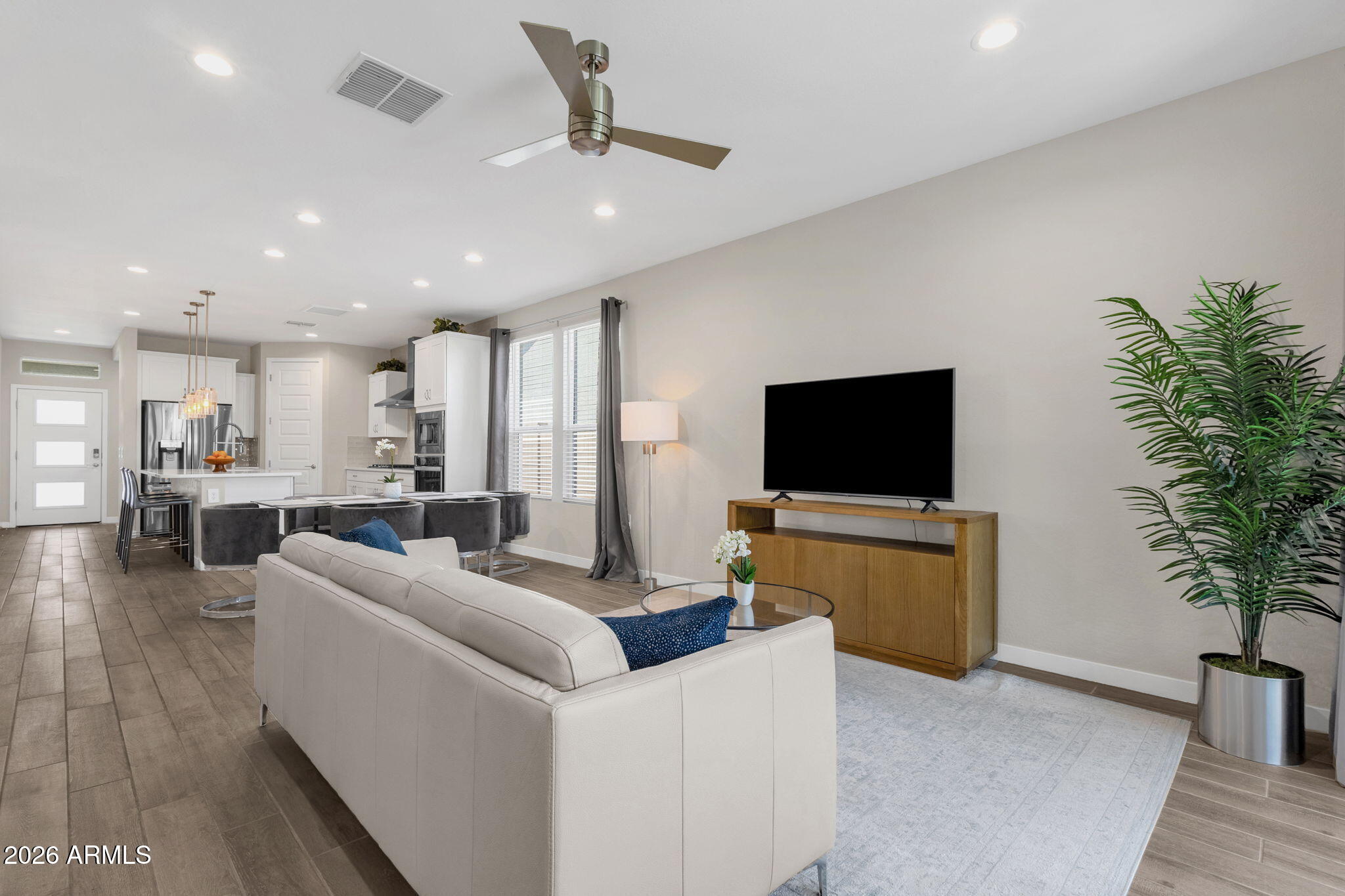 Estrella - Residential