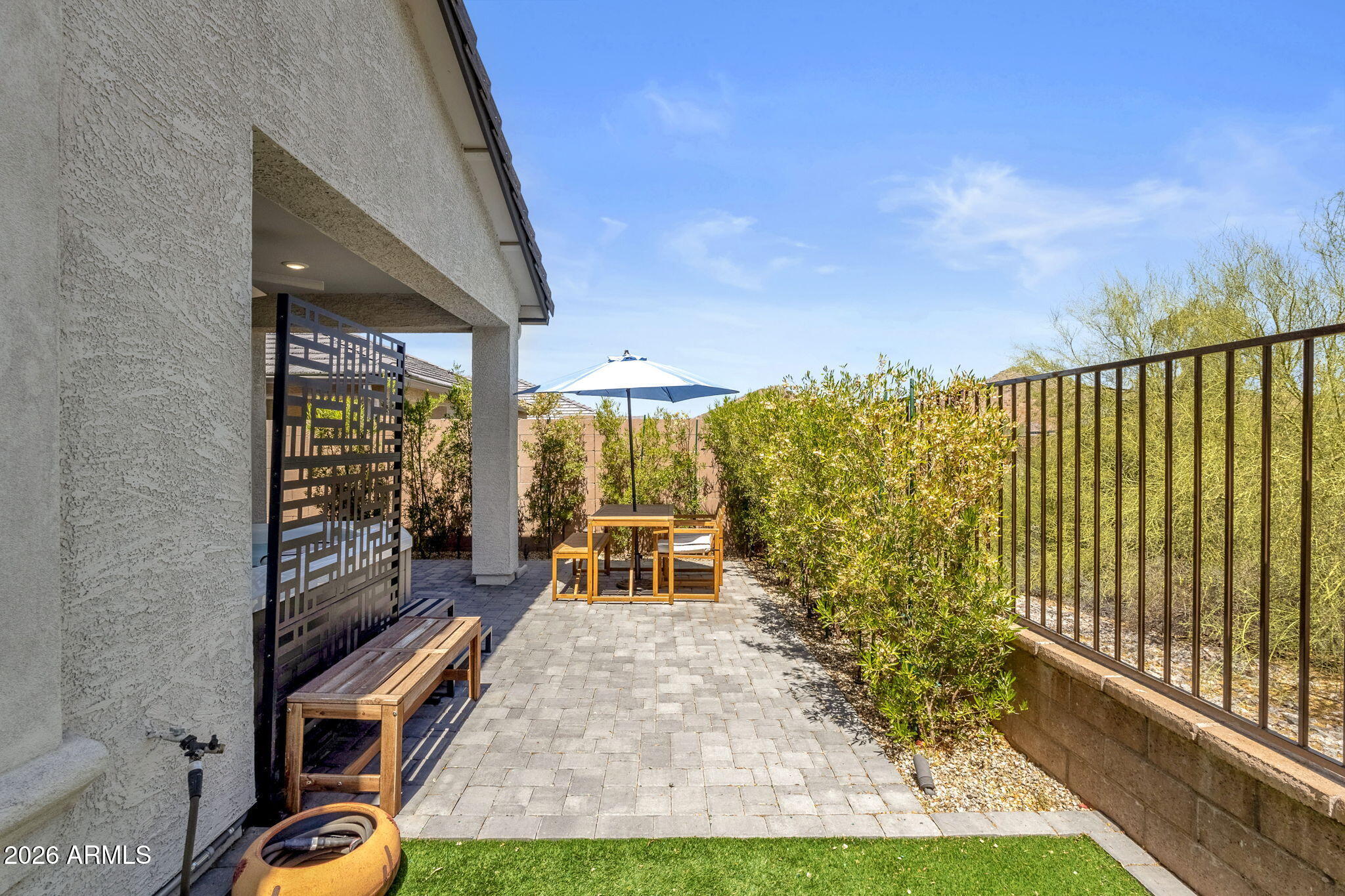 Estrella - Residential