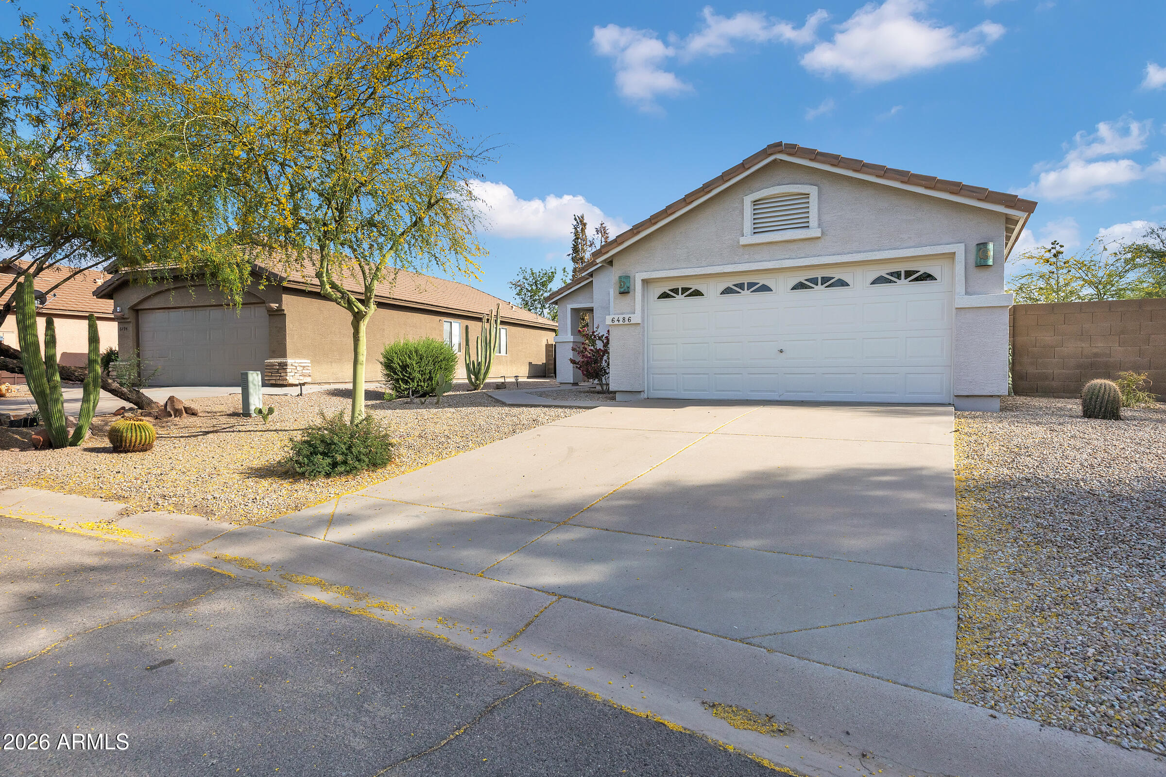 FOOTHILLS AT GOLD CANYON RANCH - Residential