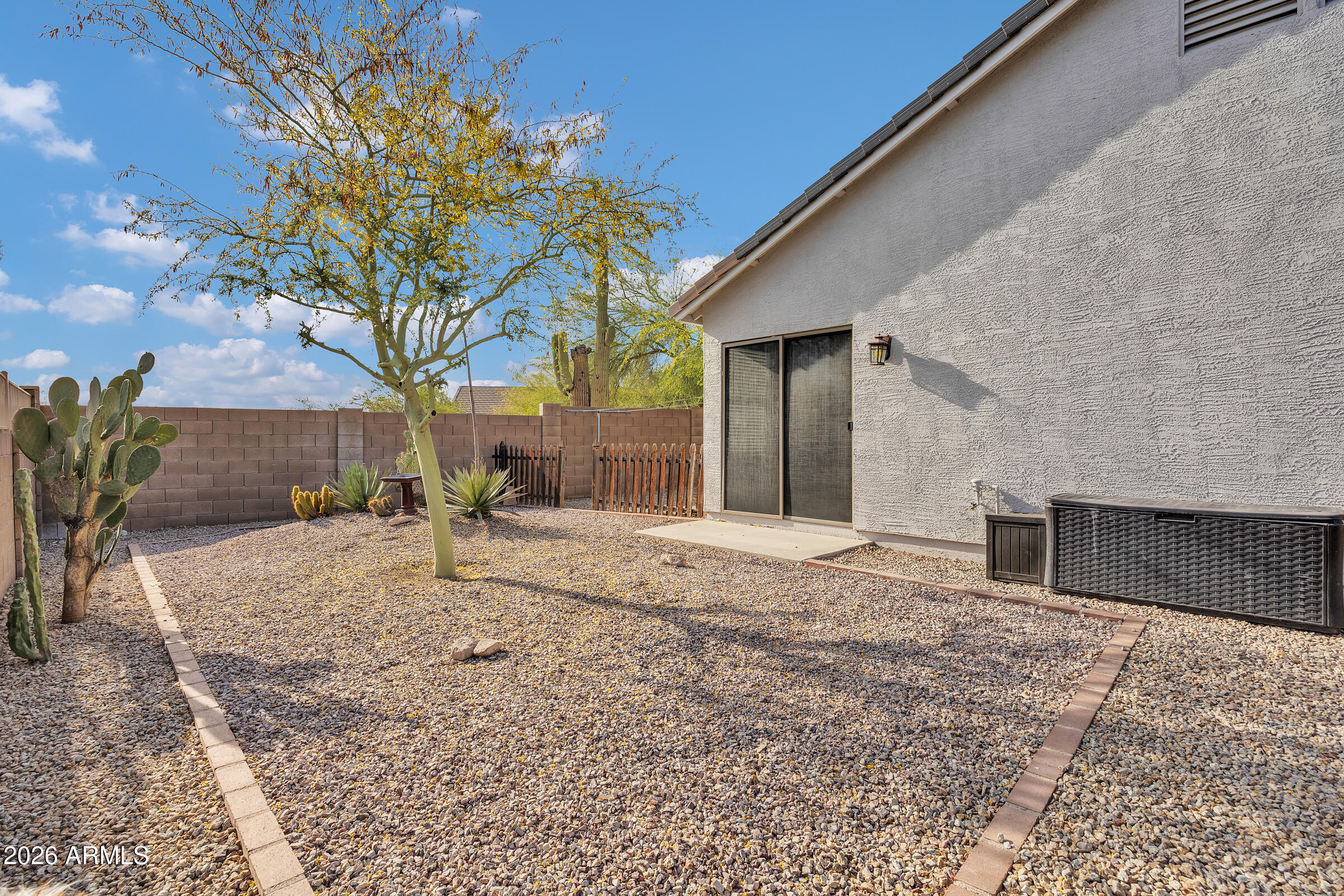 FOOTHILLS AT GOLD CANYON RANCH - Residential
