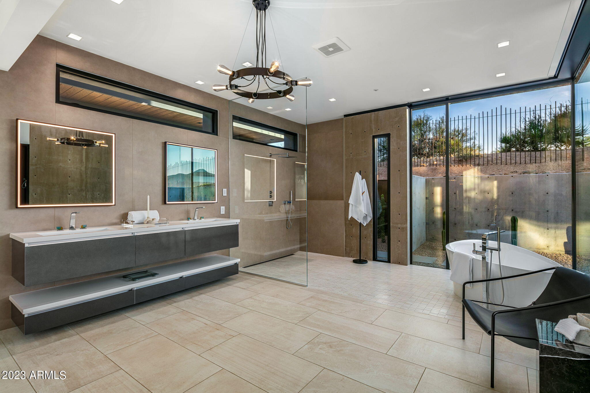 DESERT MOUNTAIN - Residential