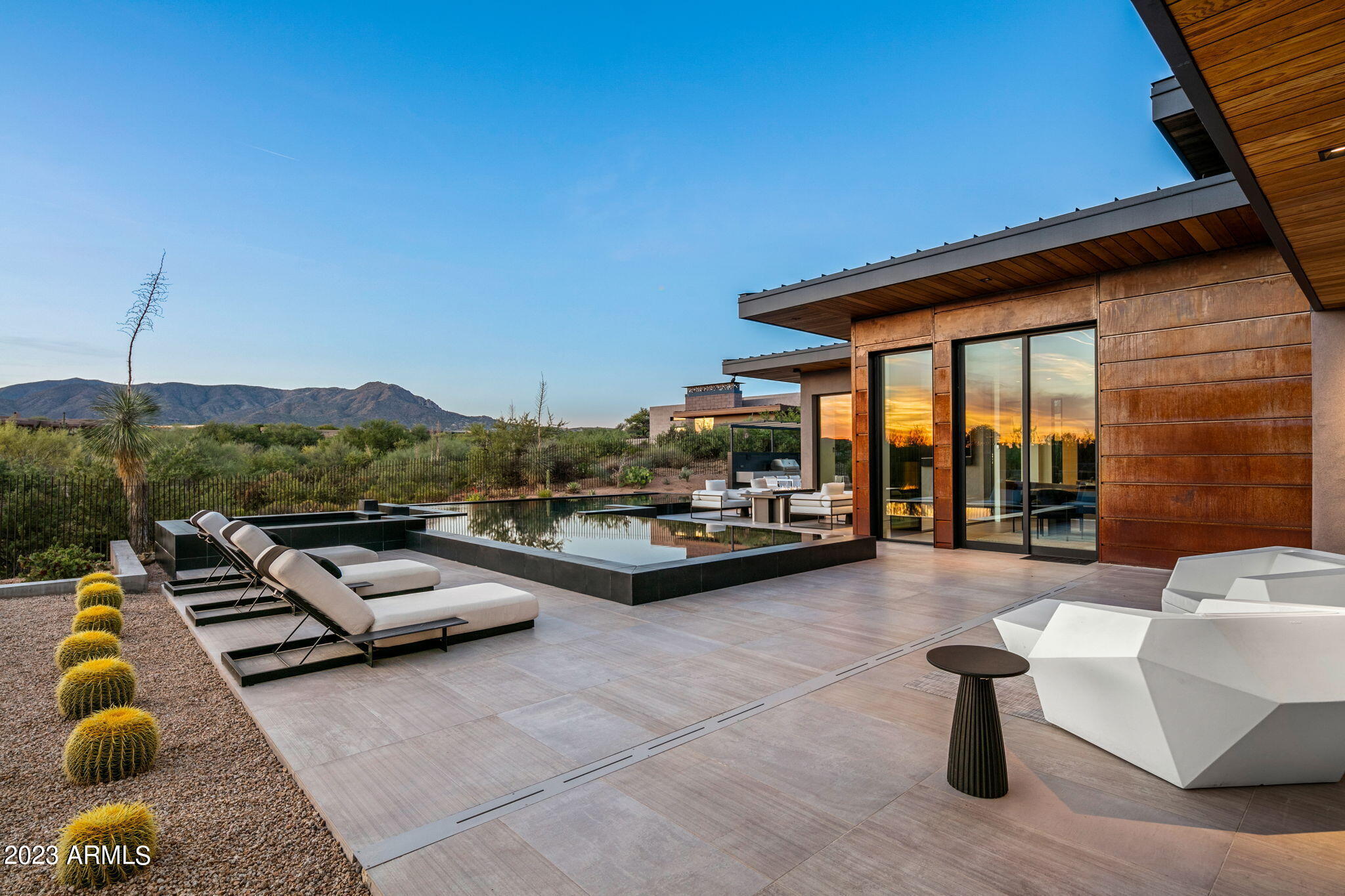 DESERT MOUNTAIN - Residential