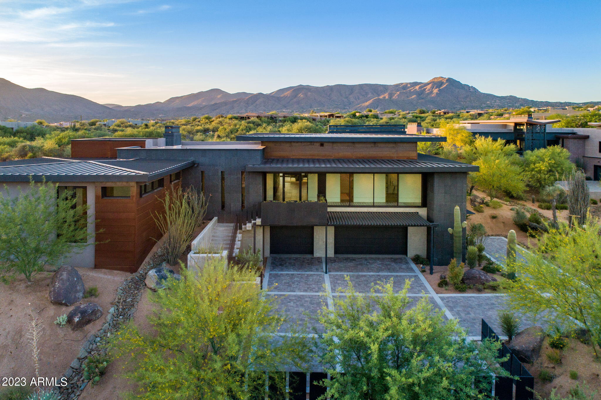 DESERT MOUNTAIN - Residential