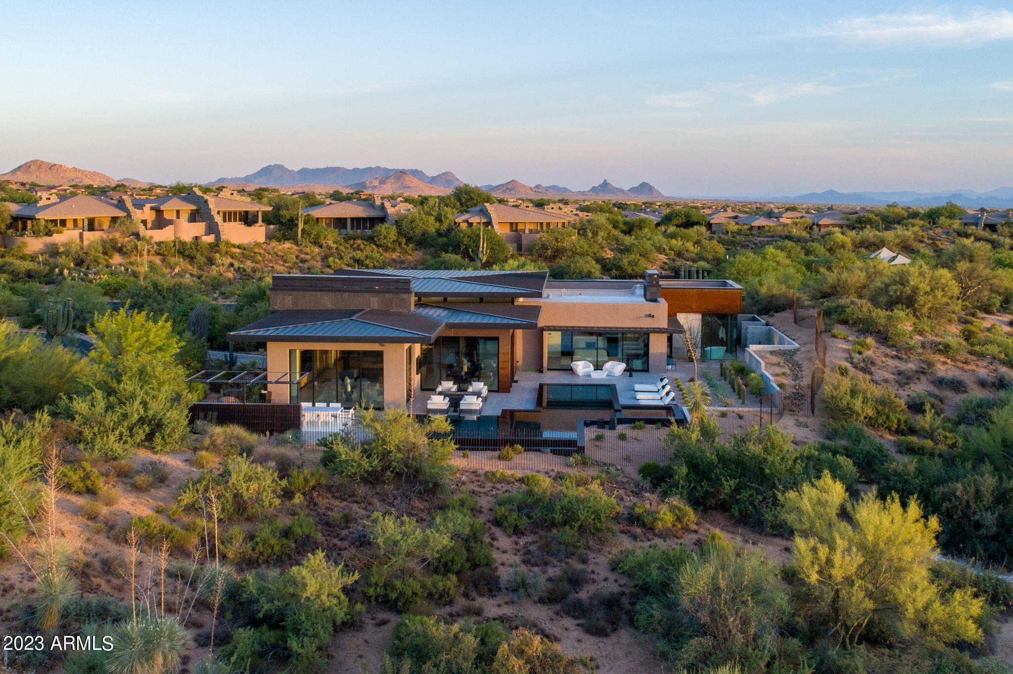 DESERT MOUNTAIN - Residential