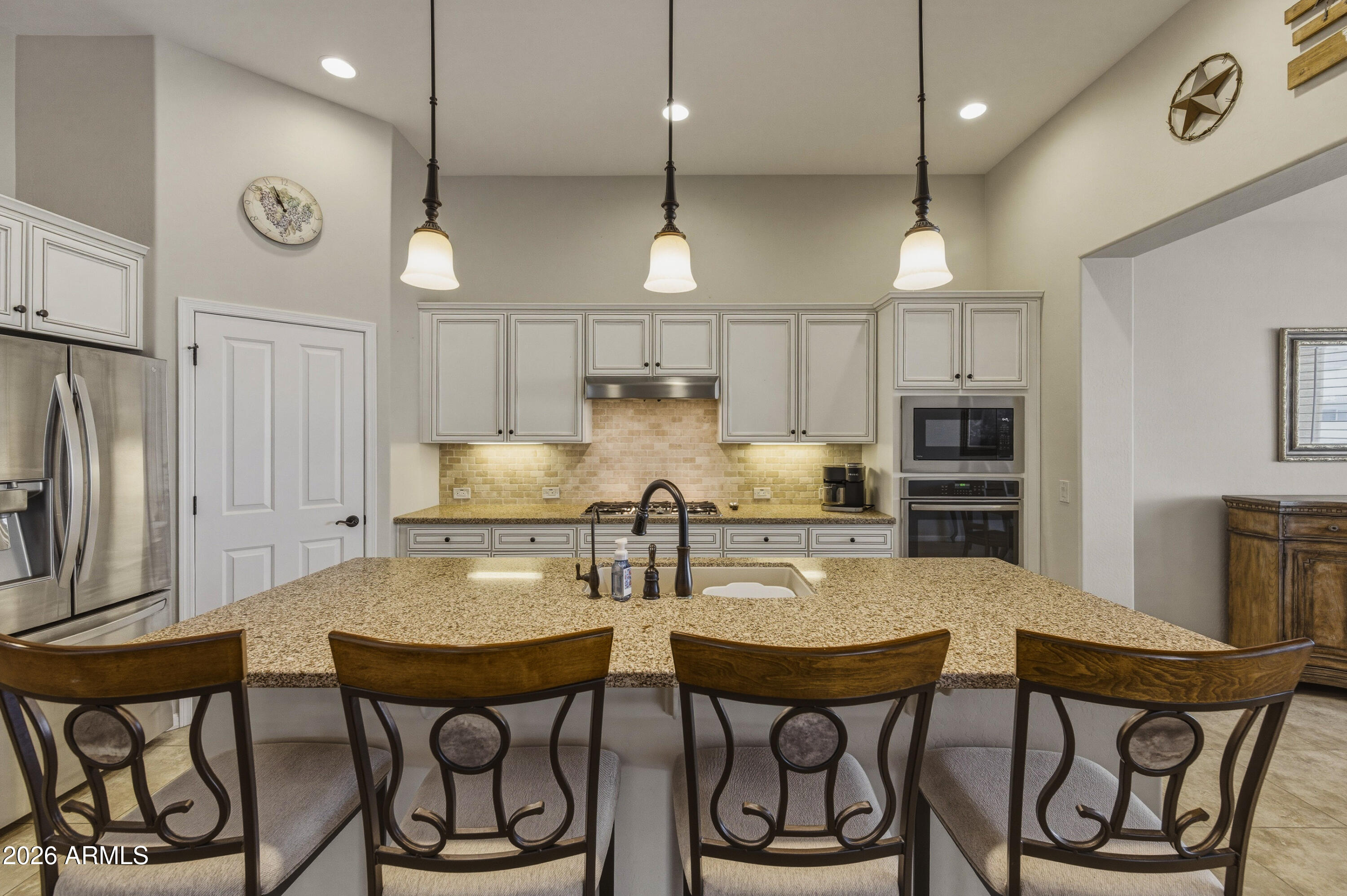 ROBSON RANCH - Residential