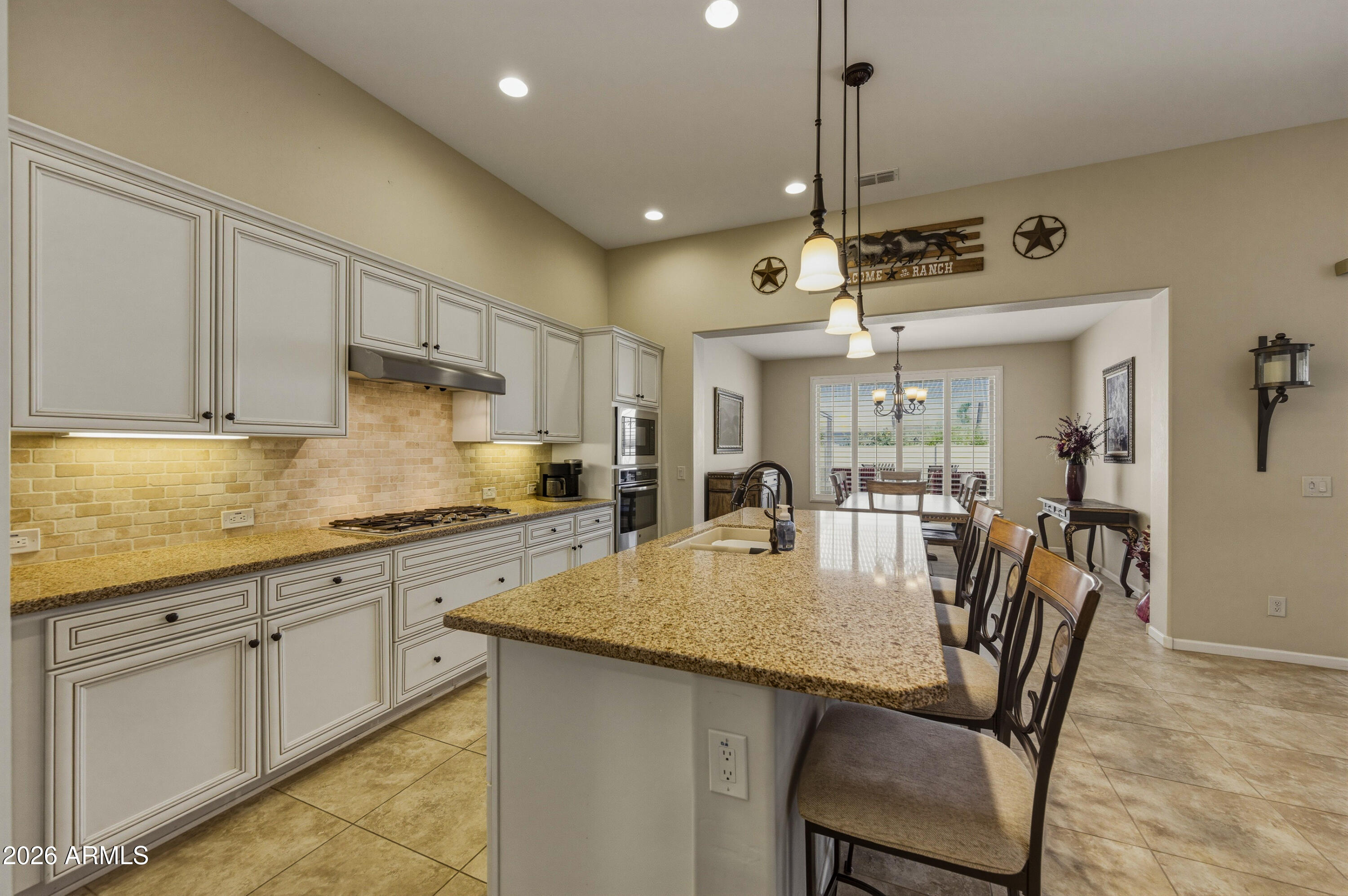 ROBSON RANCH - Residential