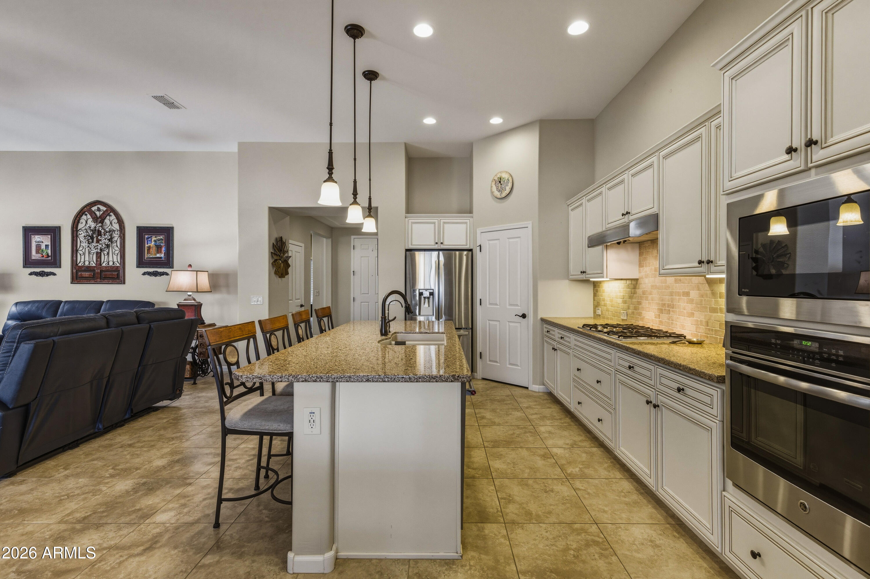 ROBSON RANCH - Residential