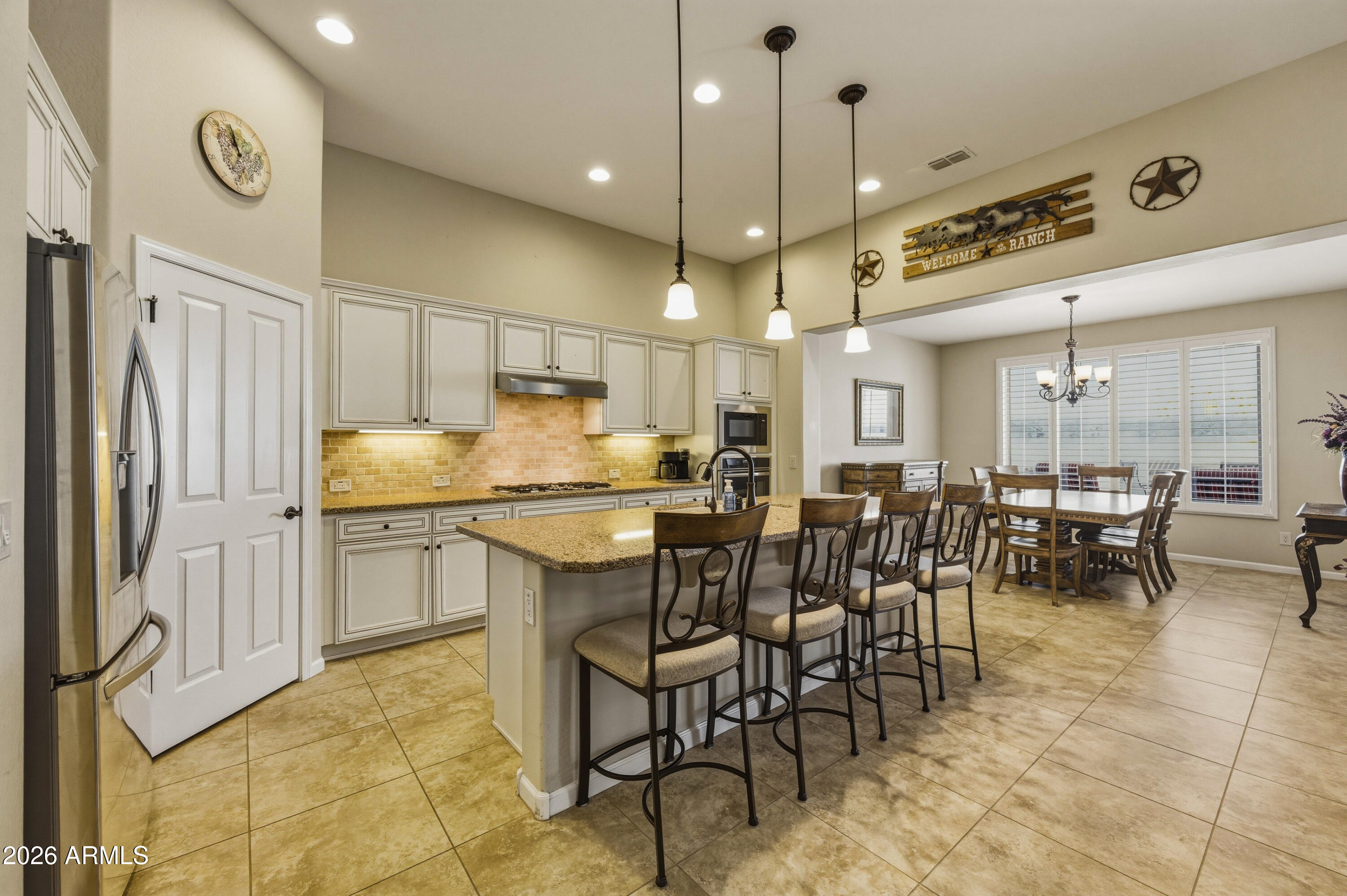 ROBSON RANCH - Residential