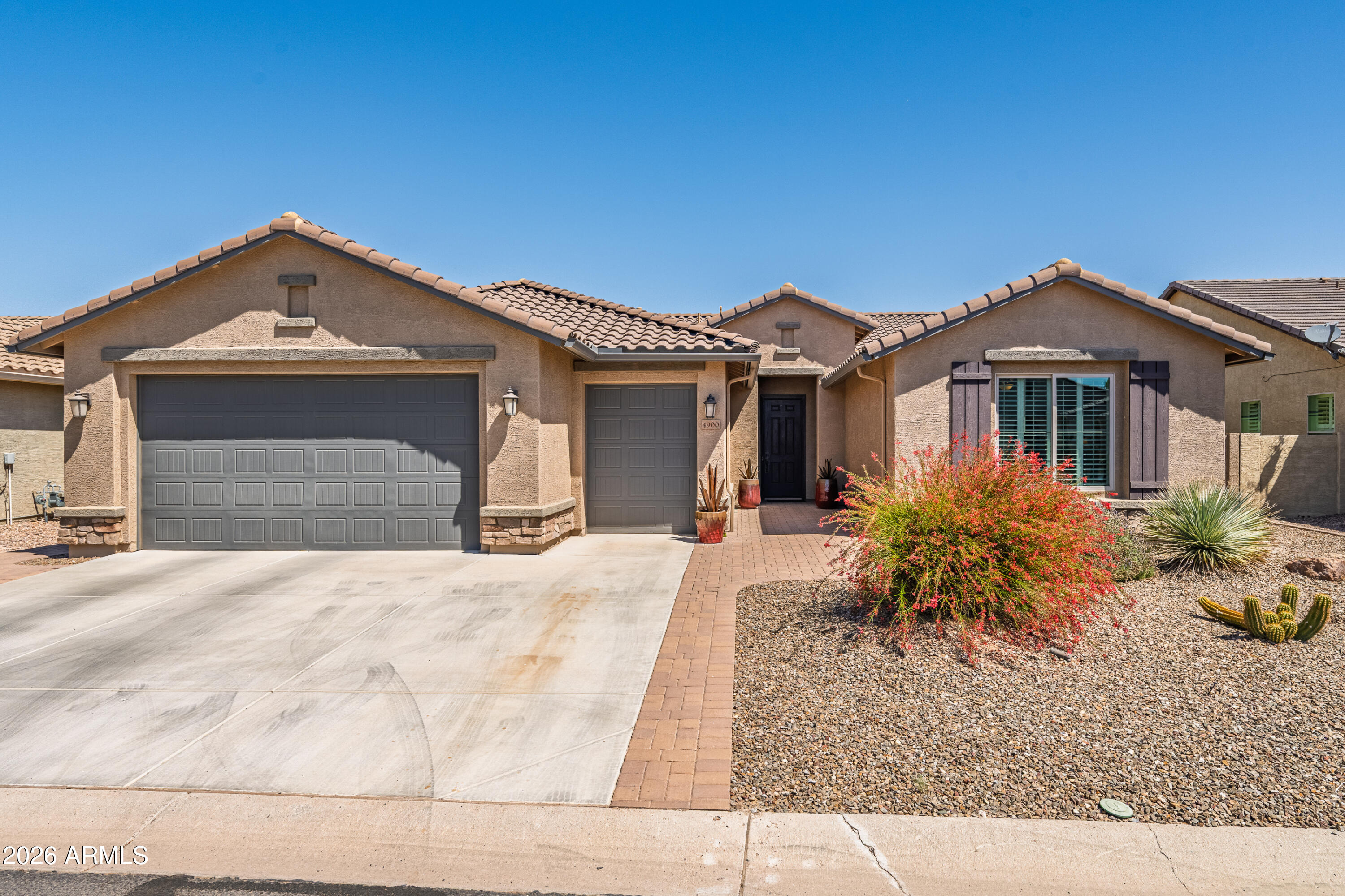 ROBSON RANCH - Residential
