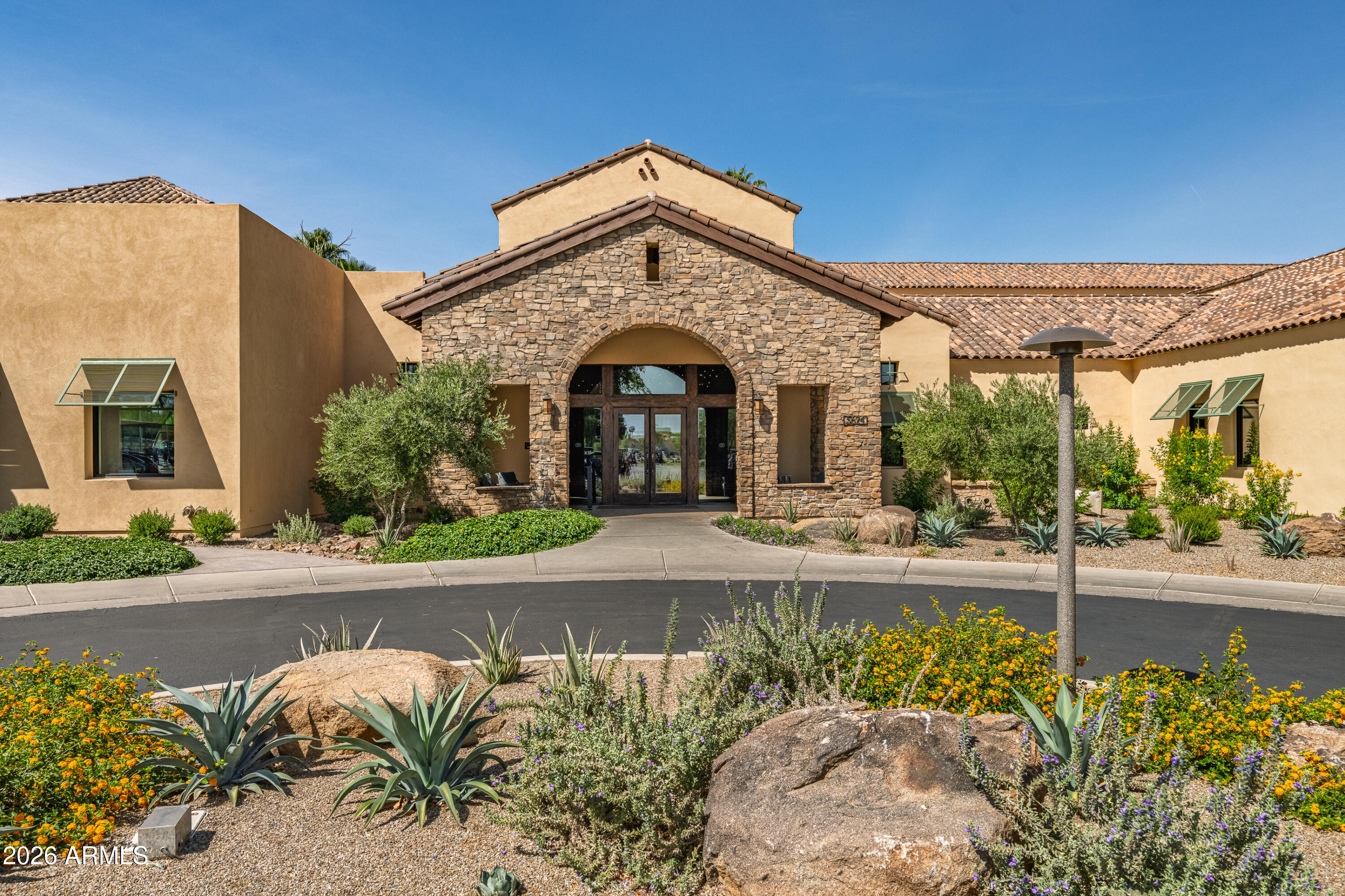 ROBSON RANCH - Residential