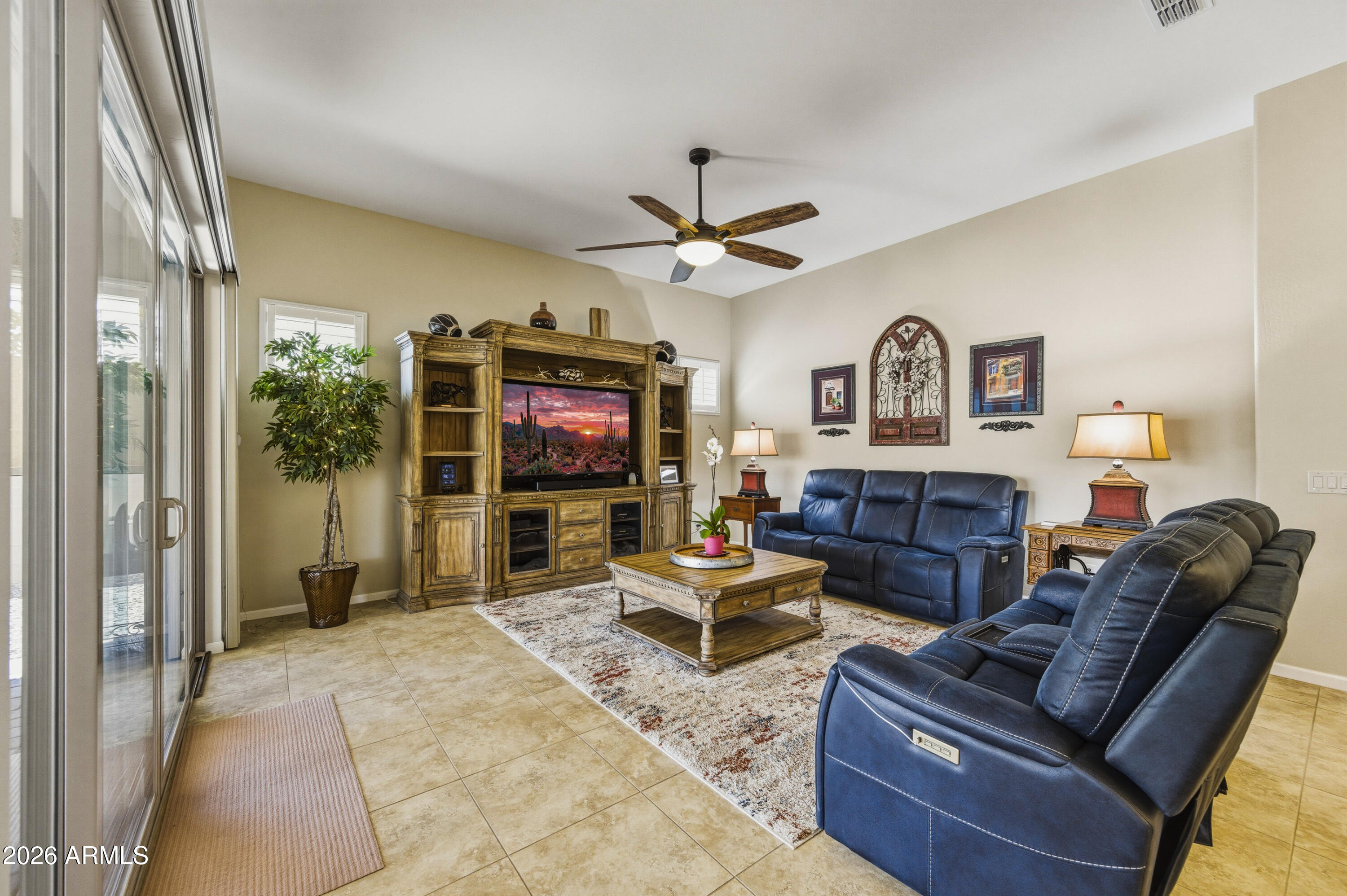 ROBSON RANCH - Residential