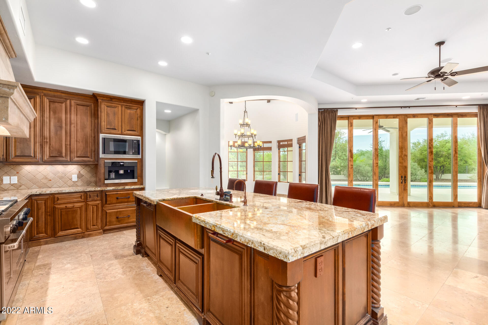 WHITE ESTATES AMD - Residential