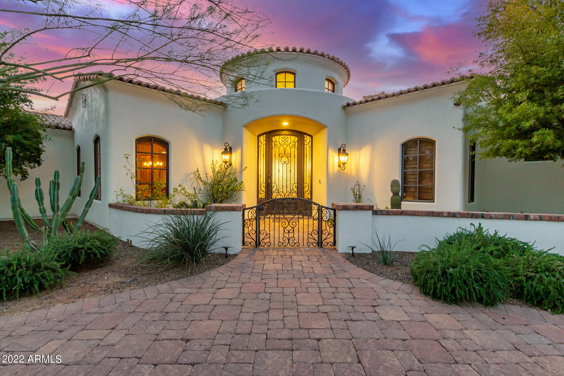 WHITE ESTATES AMD - Residential