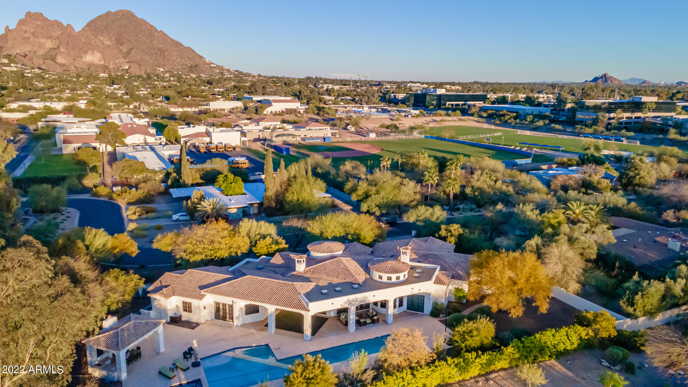 WHITE ESTATES AMD - Residential