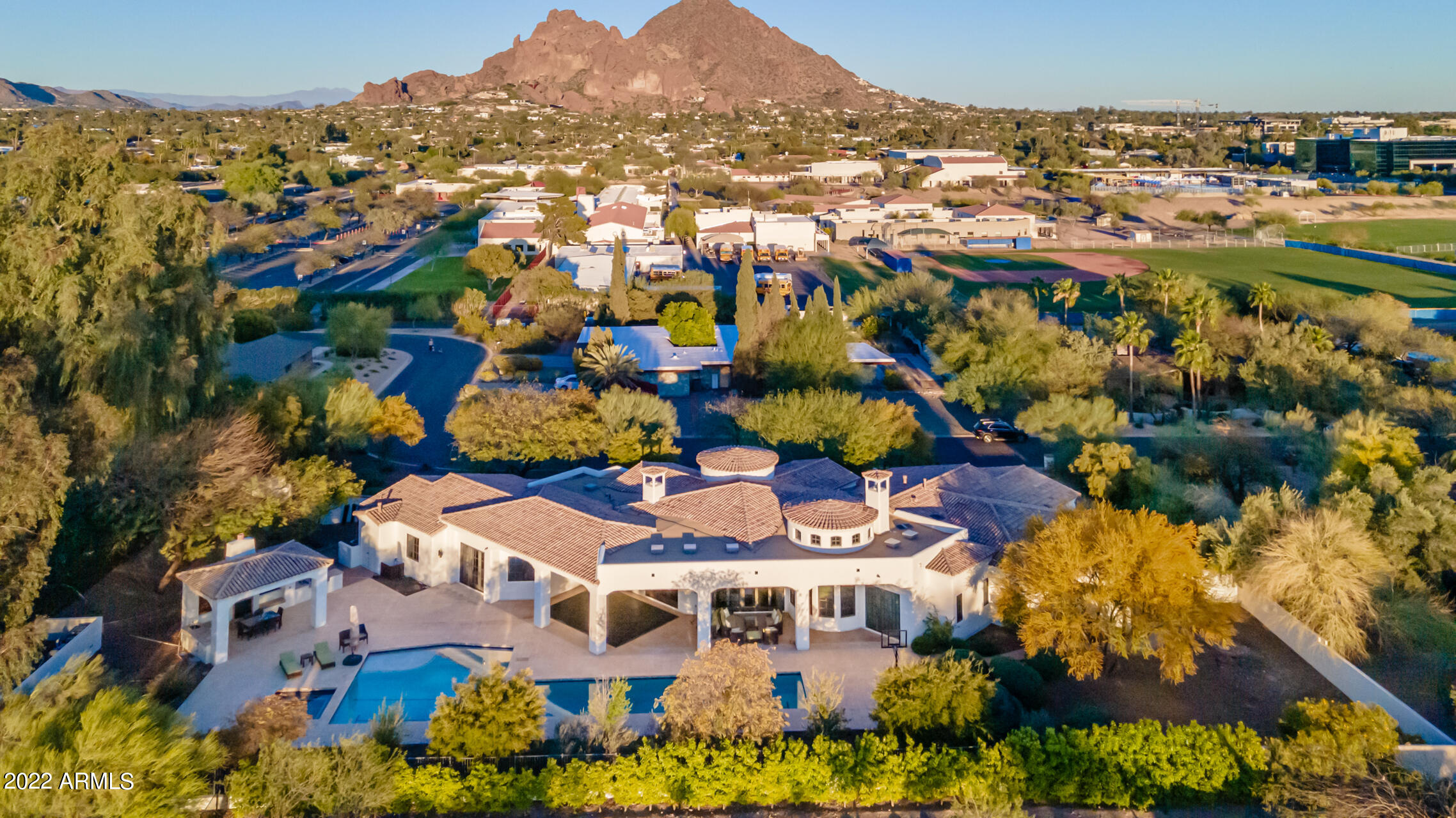 WHITE ESTATES AMD - Residential