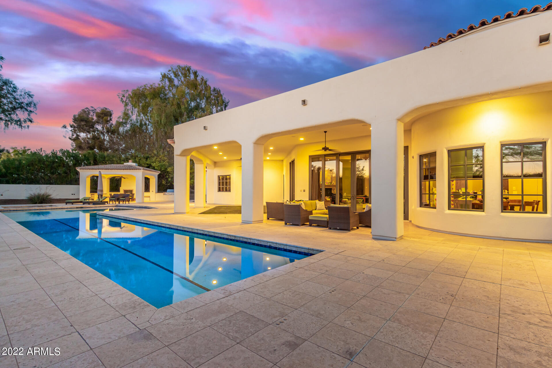 WHITE ESTATES AMD - Residential